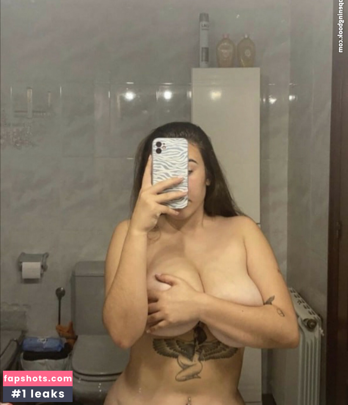 Noemi123130 gallery photo #14