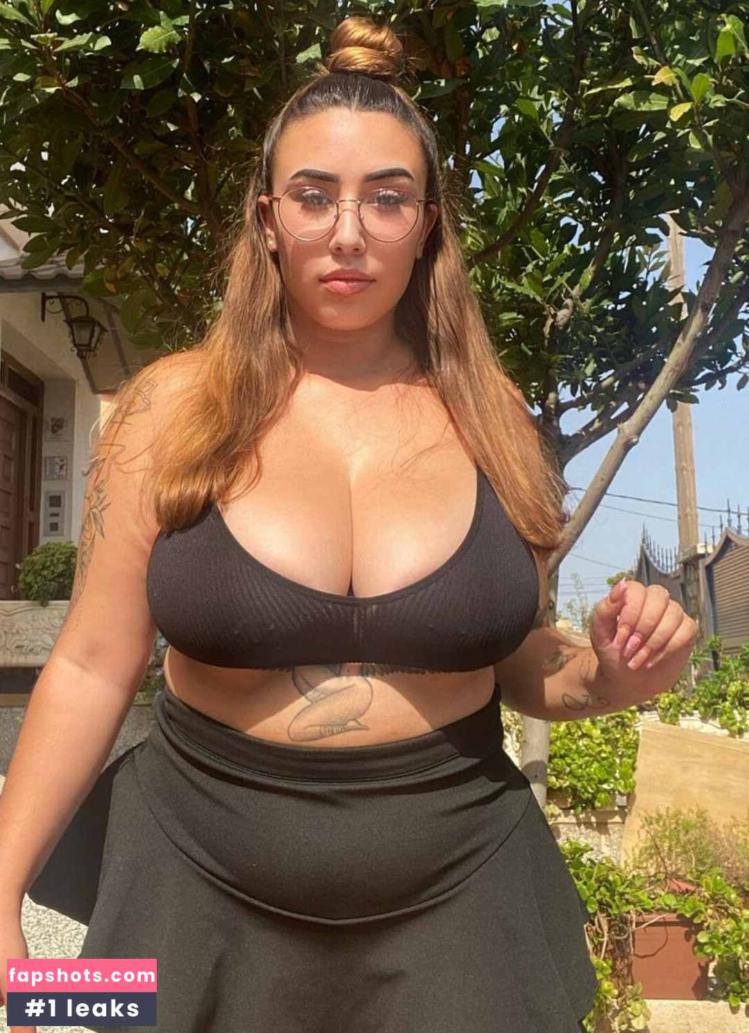 Noemi123130 gallery photo #8