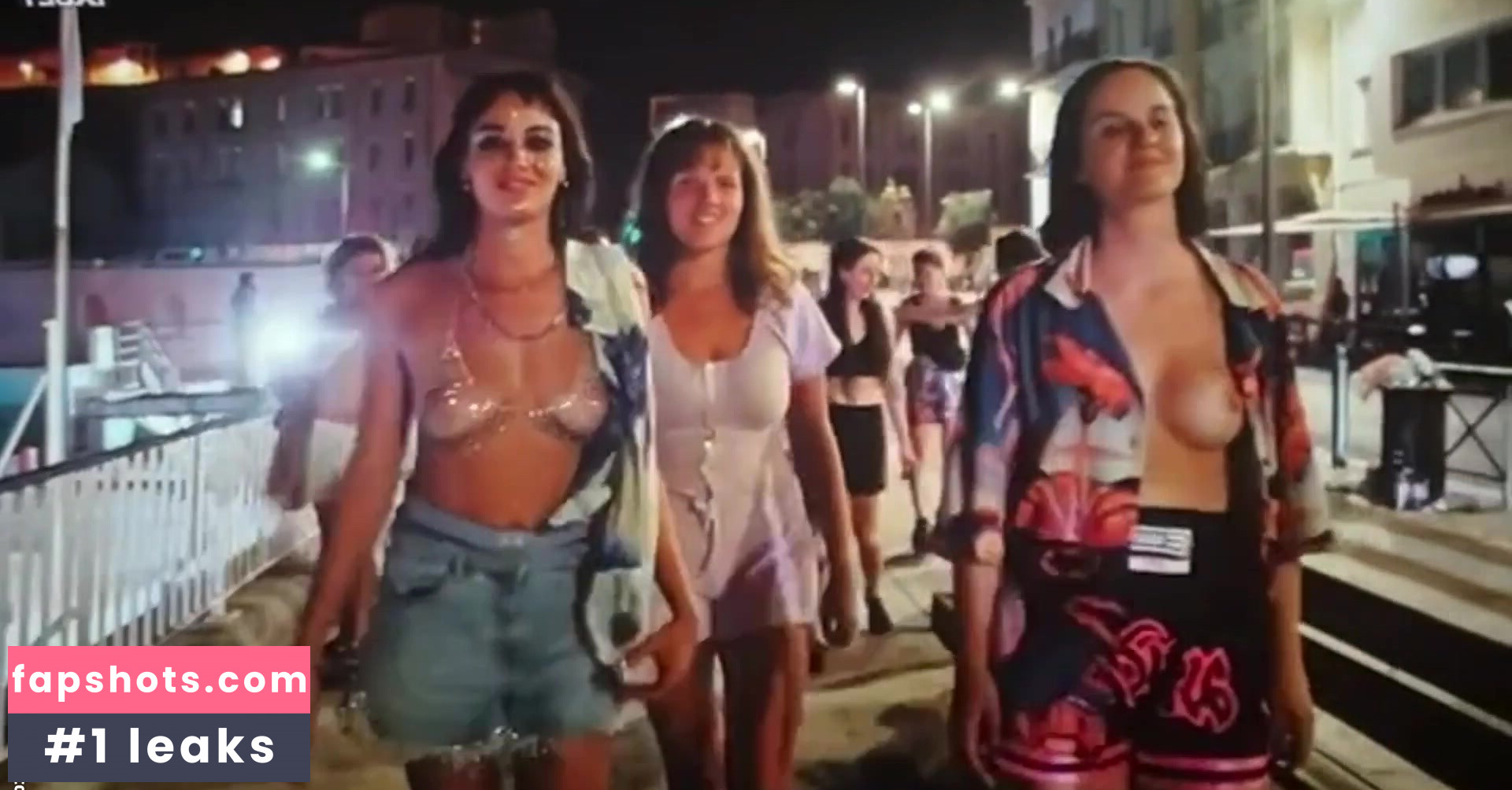 Noemie Merlant gallery photo #11