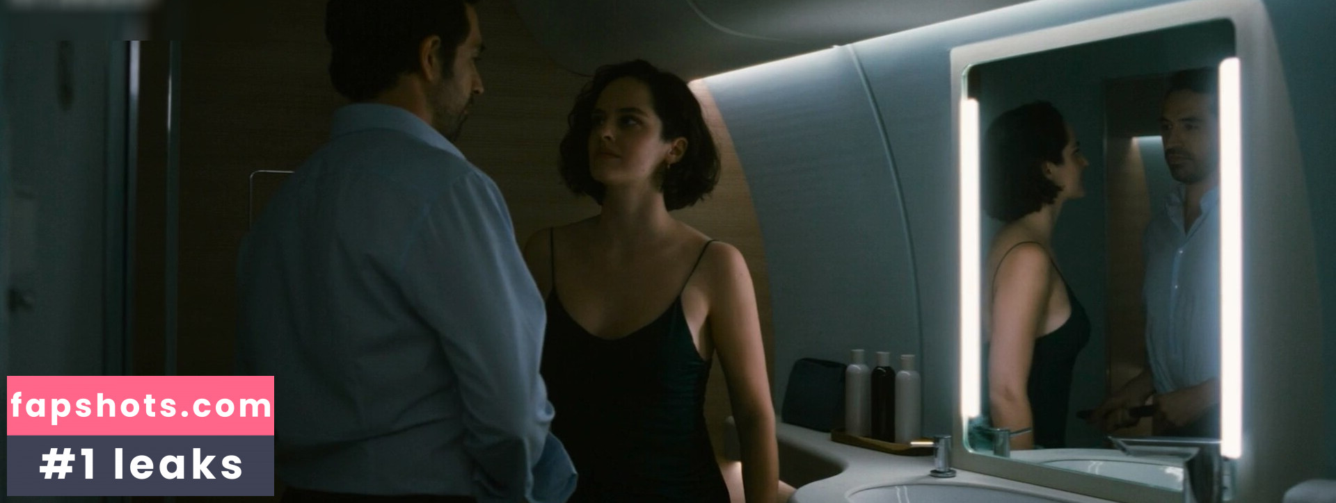 Noemie Merlant gallery photo #31