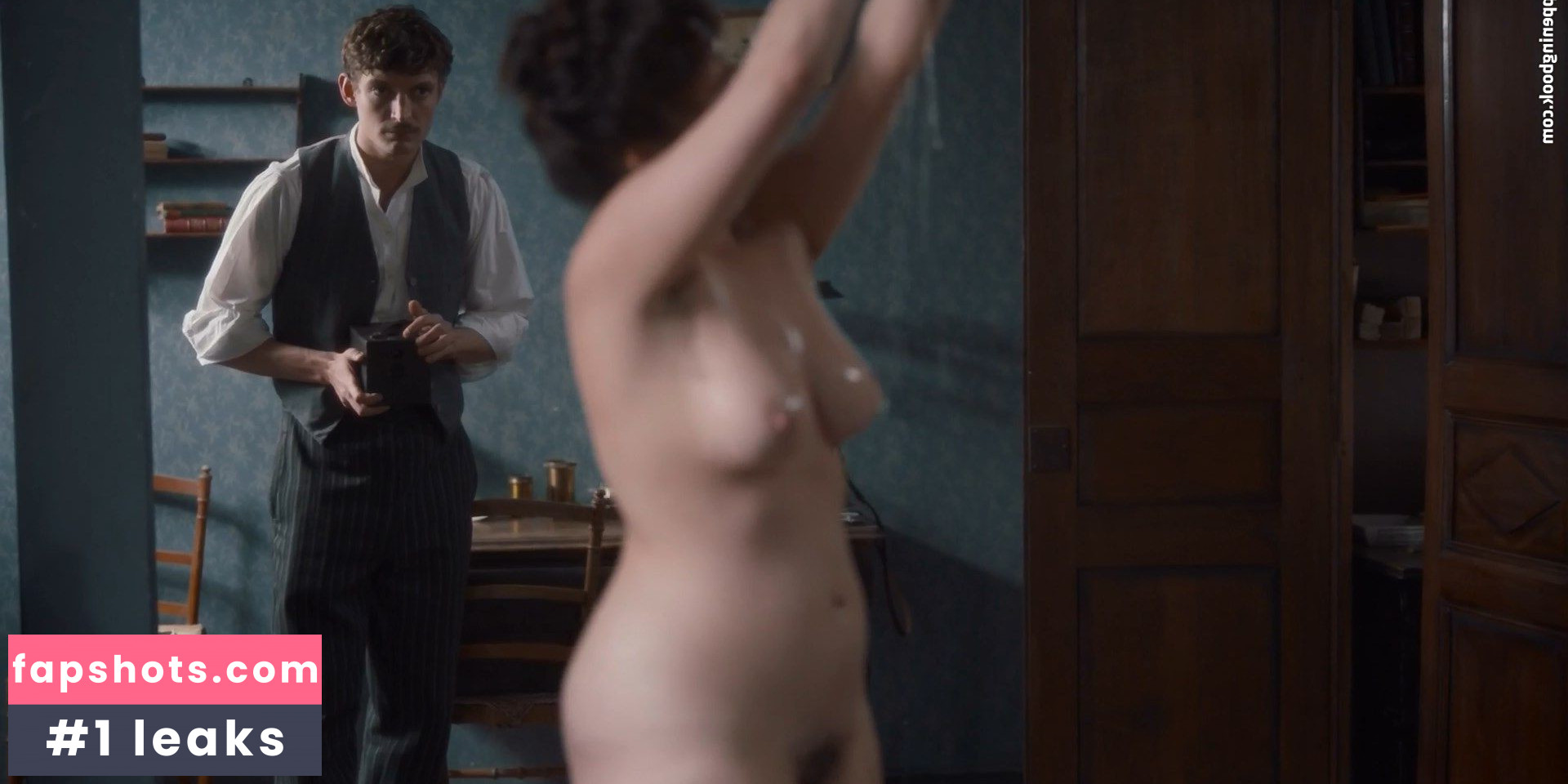 Noemie Merlant gallery photo #73