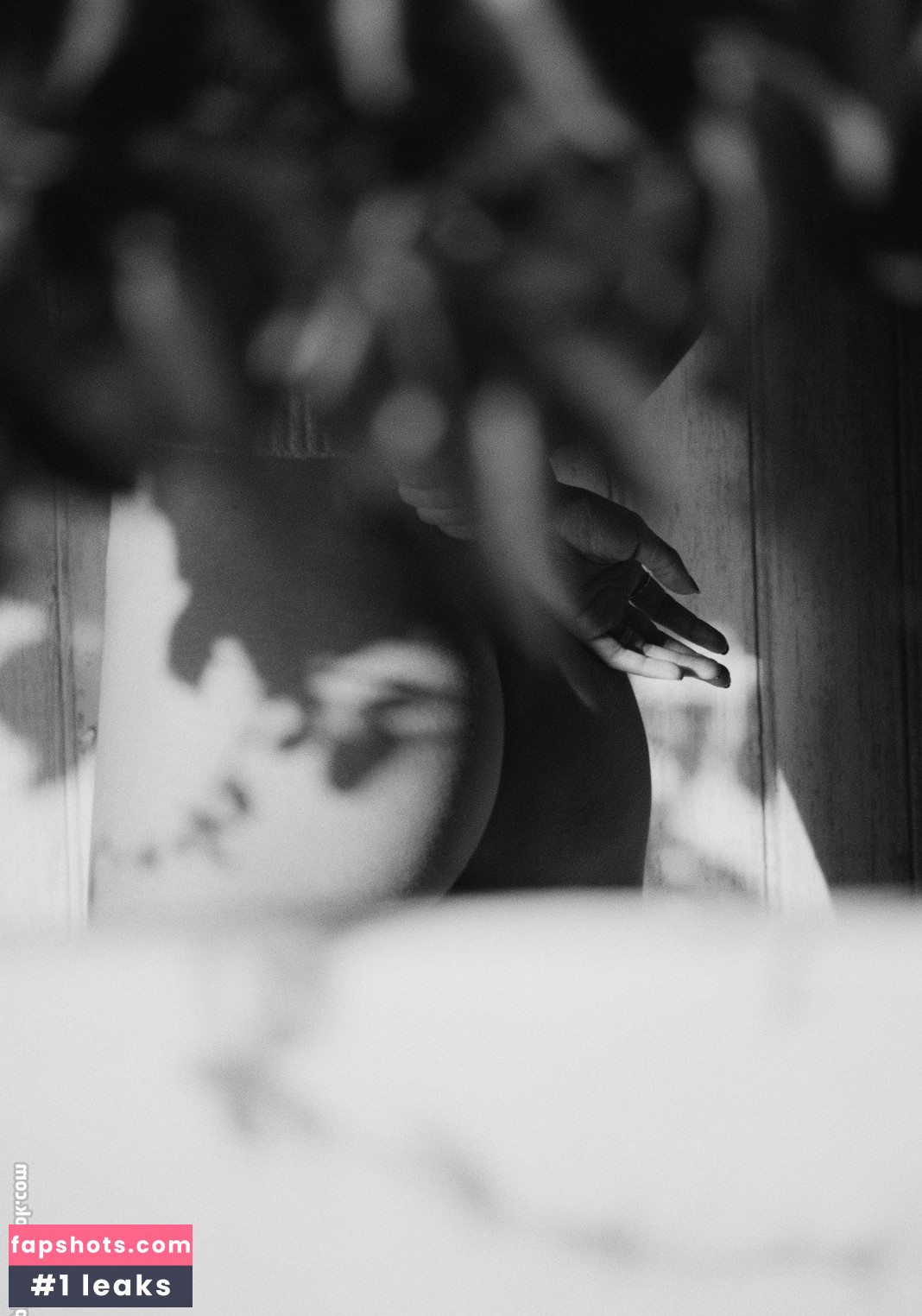 Noemie Noyal gallery photo #7