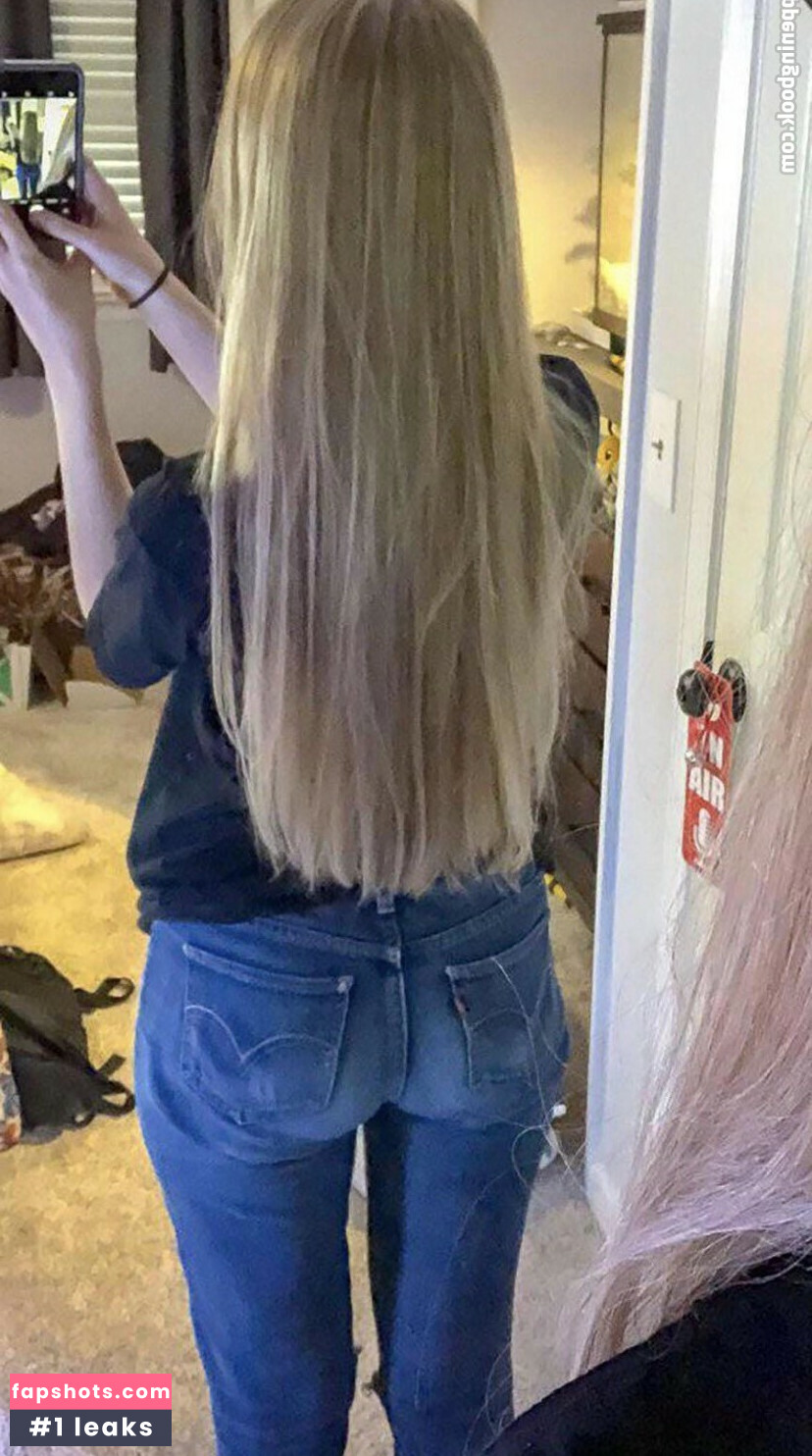 NoisyButters gallery photo #17