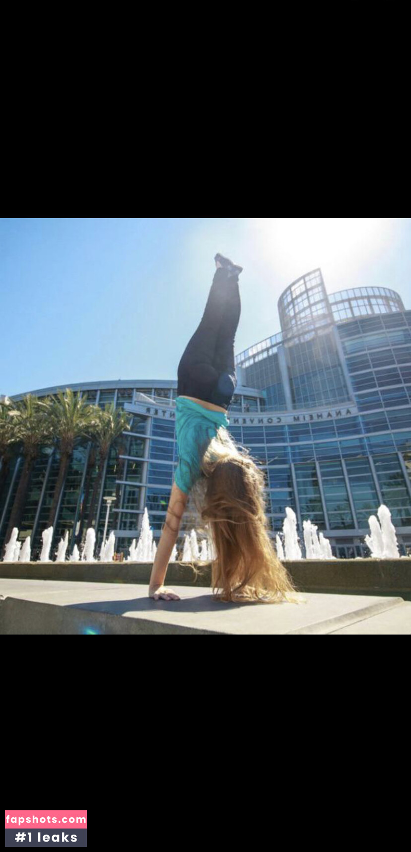 NoisyButters gallery photo #19