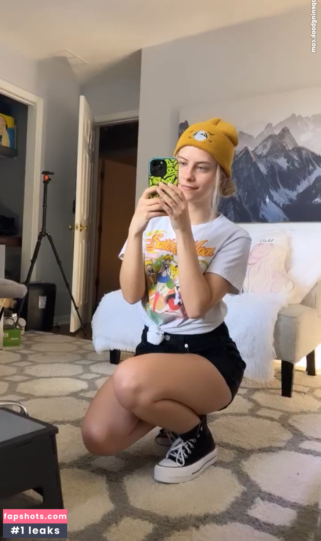 NoisyButters gallery photo #7