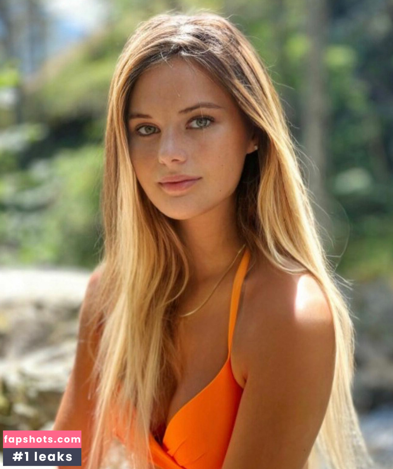 Nolwenn Dis gallery photo #38