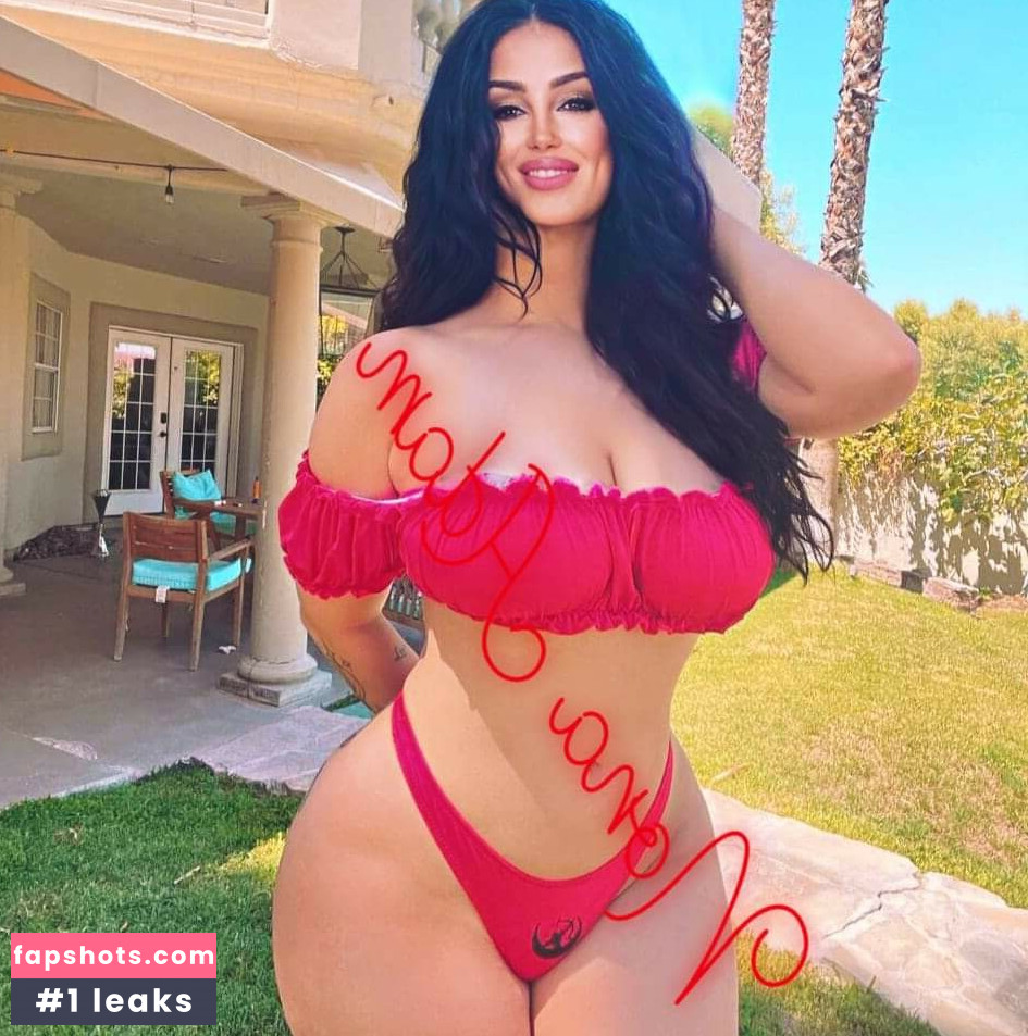 Nona Adams gallery photo #27