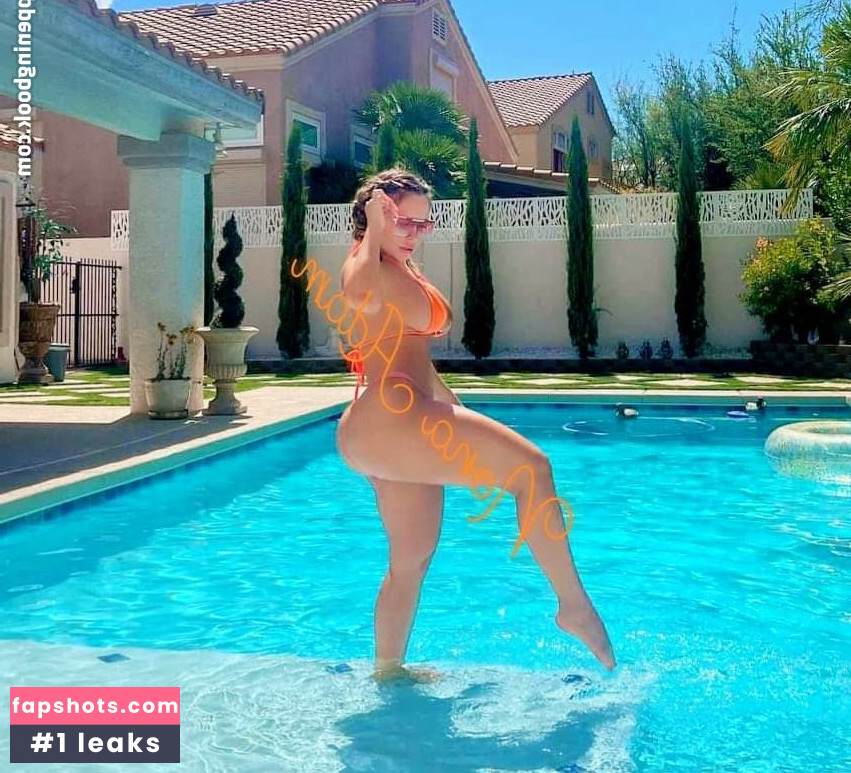 Nona Adams gallery photo #9