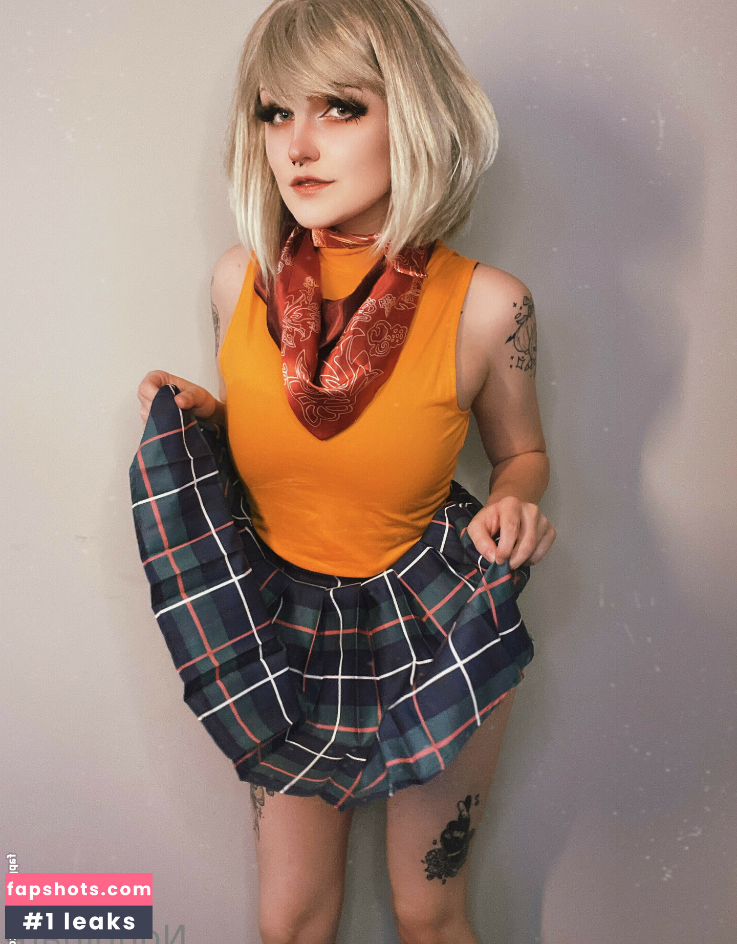 Nonbinate gallery photo #6