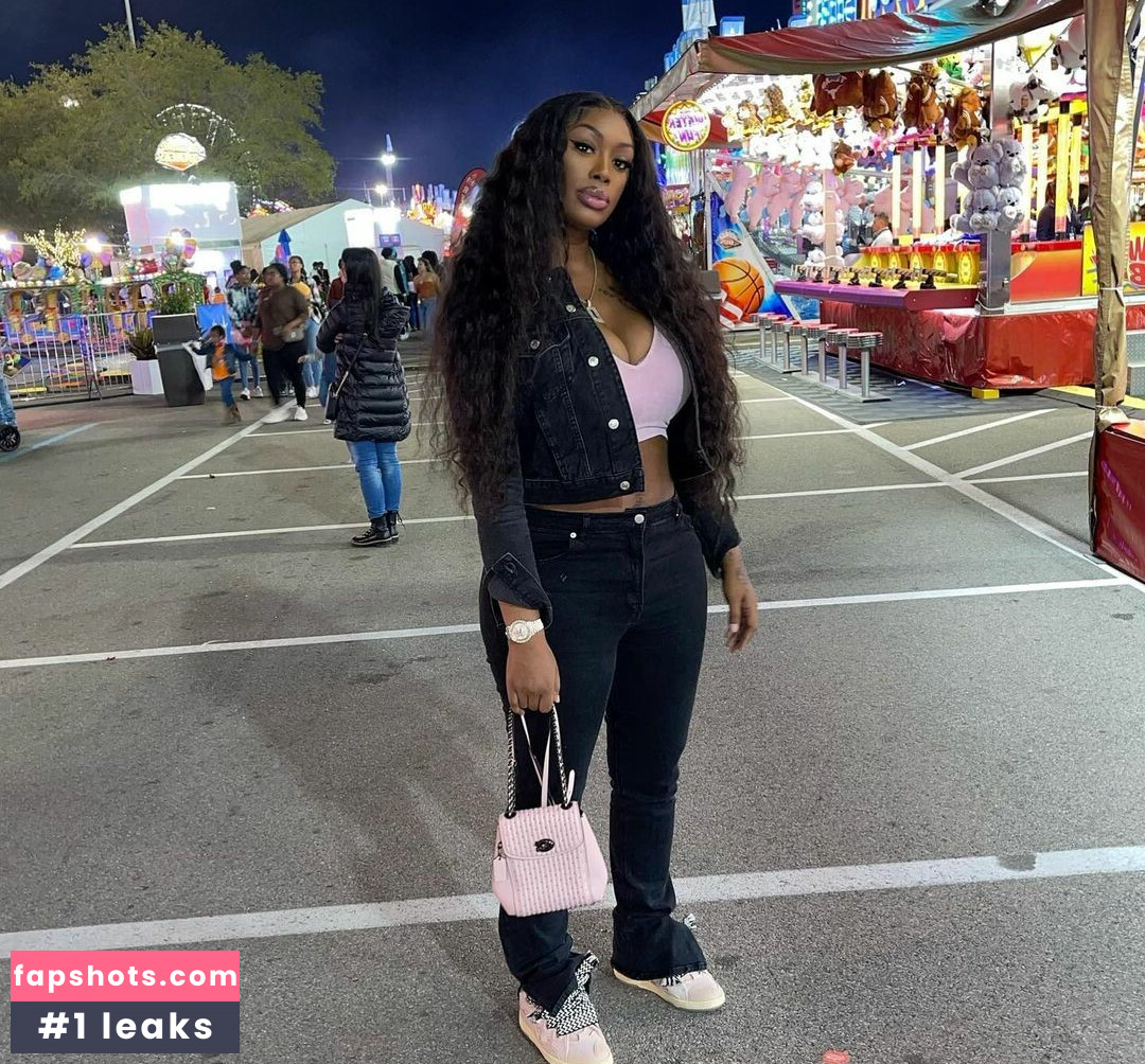 NonnieBaby gallery photo #11