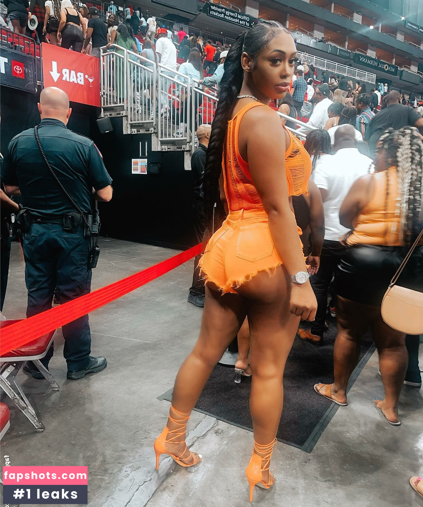 NonnieBaby gallery photo #4