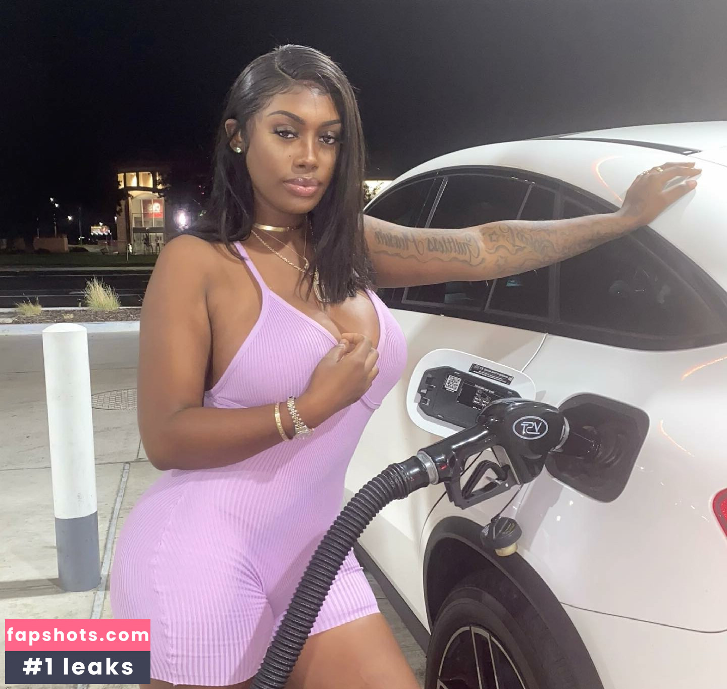 NonnieBaby gallery photo #10