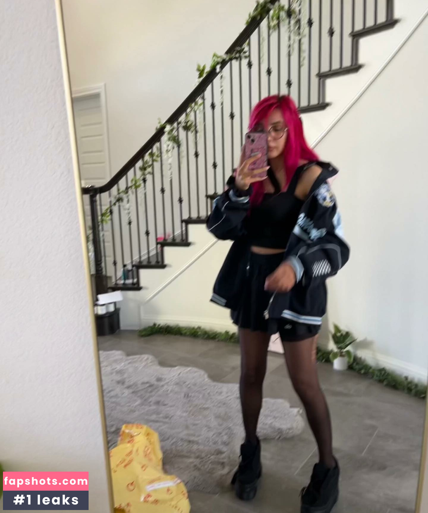 Noodlenom gallery photo #31