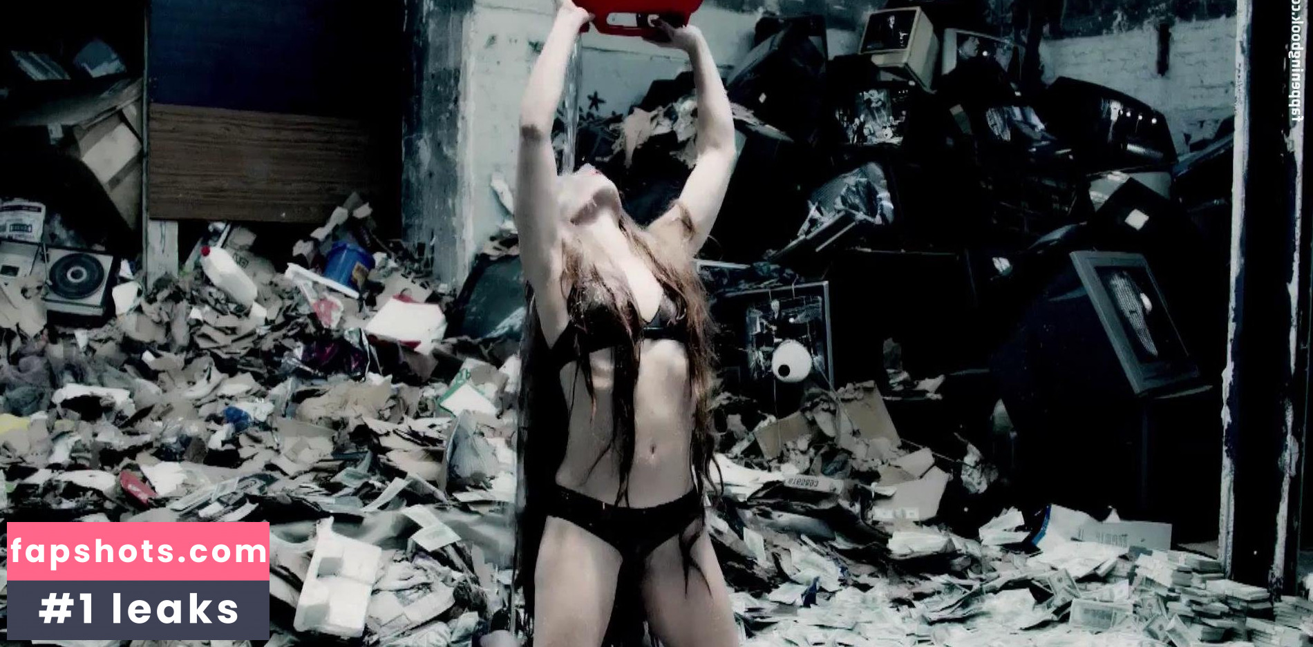 Noomi Rapace Nude Leaks OnlyFans Photos #230 - LeakJerk