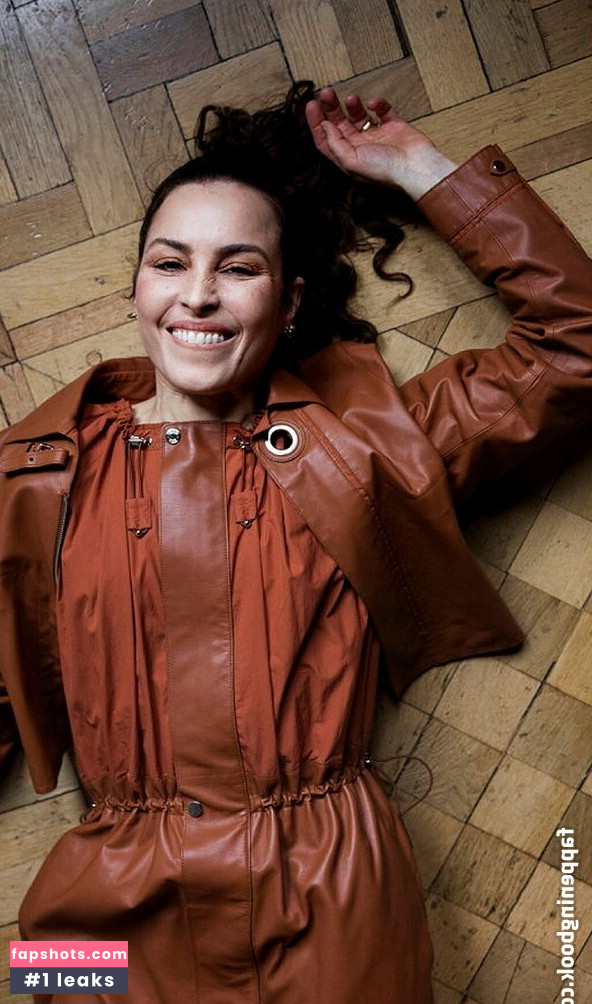 Noomi Rapace Nahé úniky fotek pouze od fanoušků #29 - Fapshots