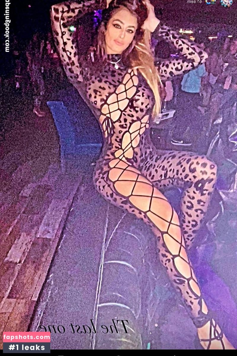 Noorish_ur__perfection nude babe gallery