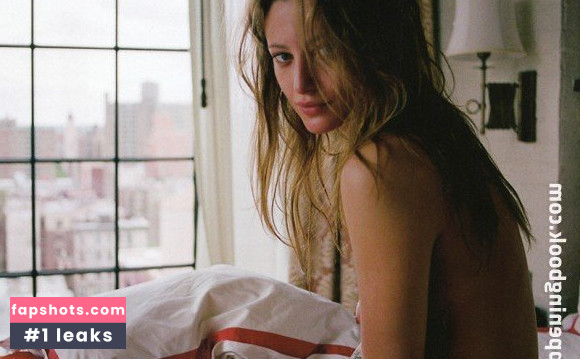 Noot Seear gallery photo #12