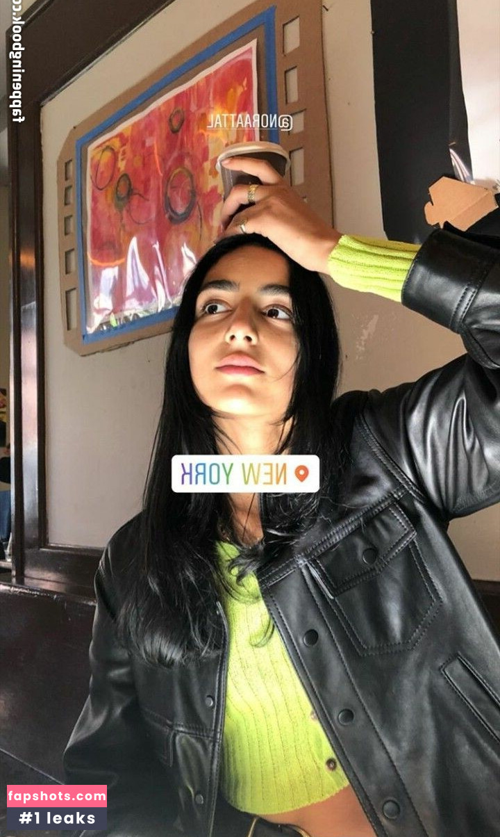 Nora Attal gallery photo #11