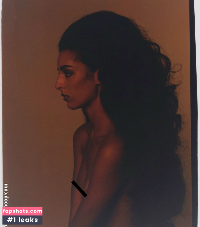 Nora Attal gallery photo #6