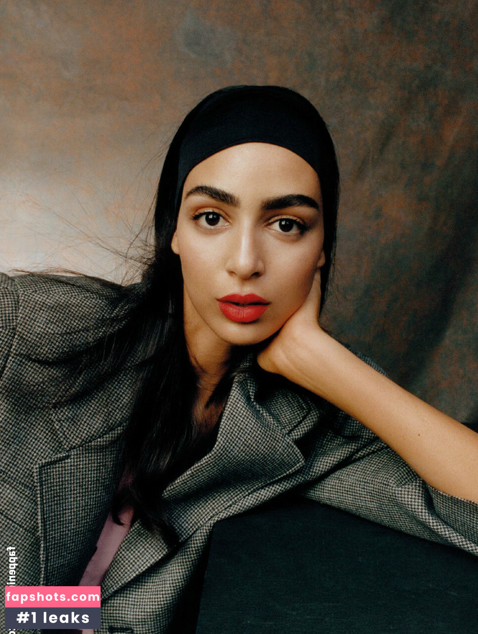 Nora Attal gallery photo #10