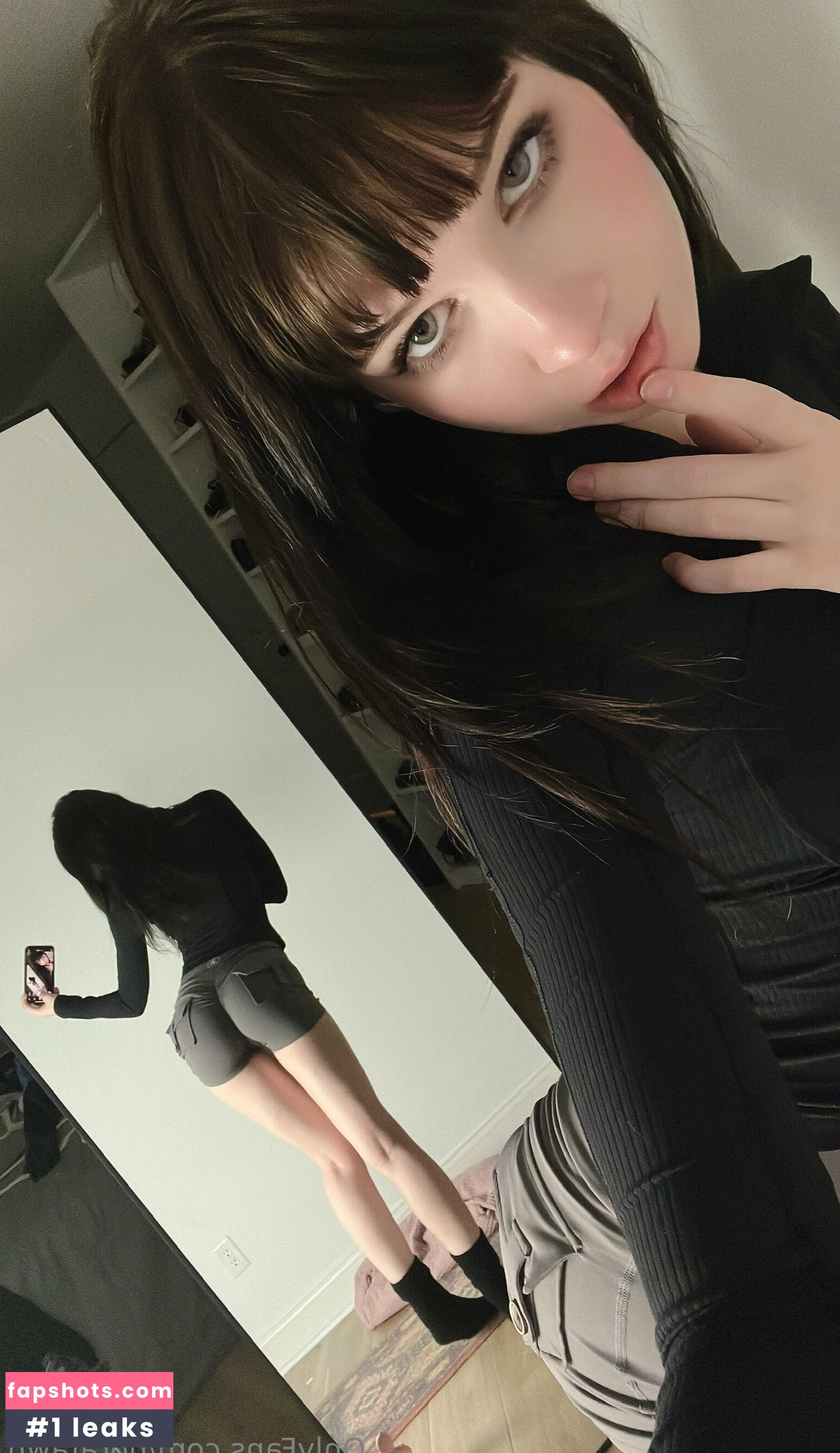 Nora Fawn gallery photo #2241