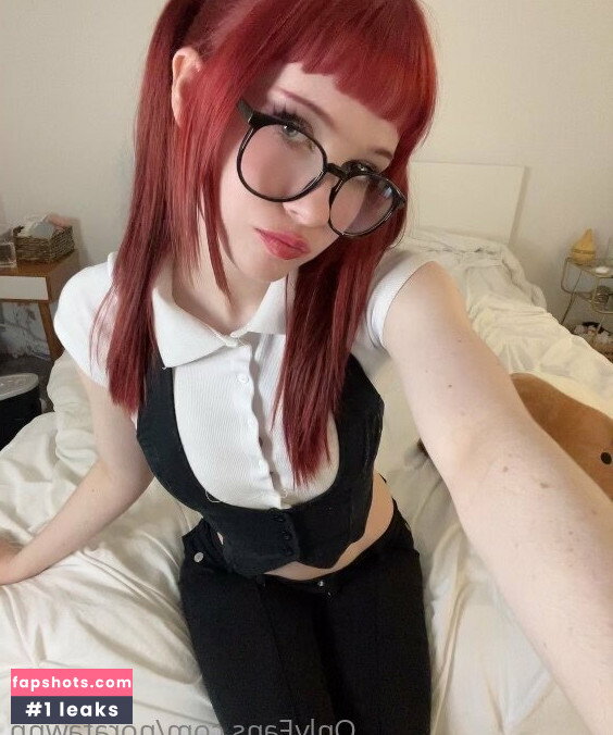 Nora Fawn gallery photo #203