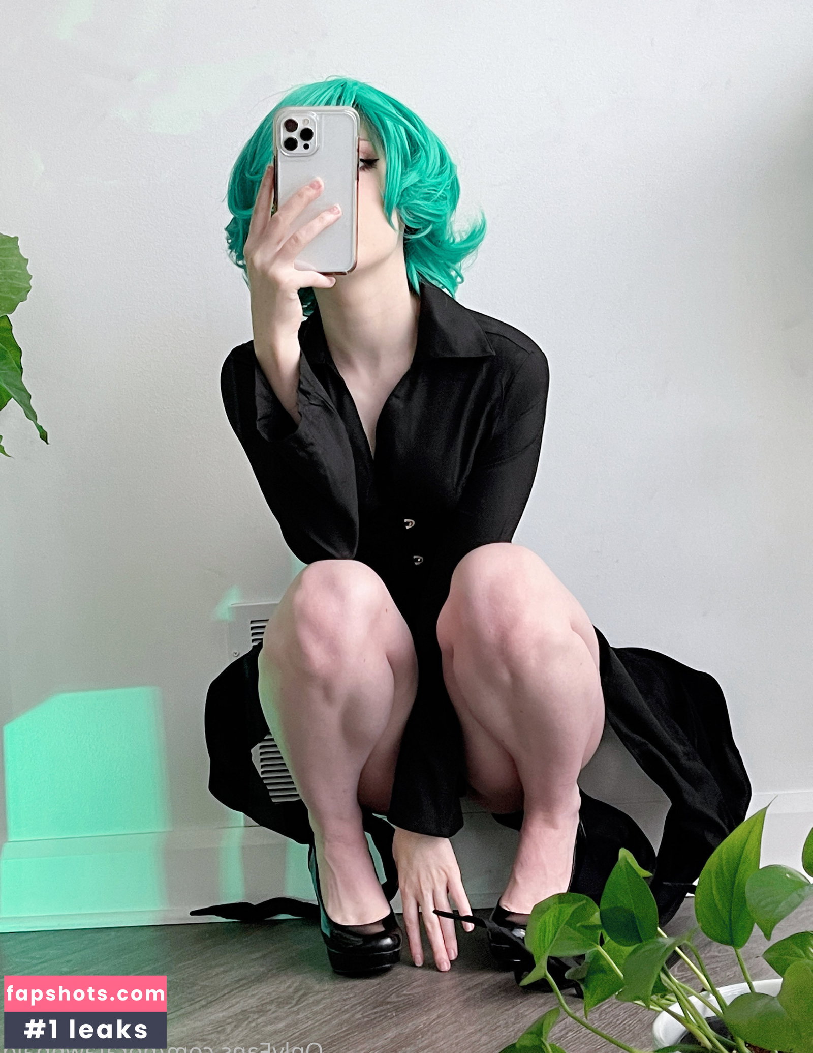 Nora Fawn gallery photo #578