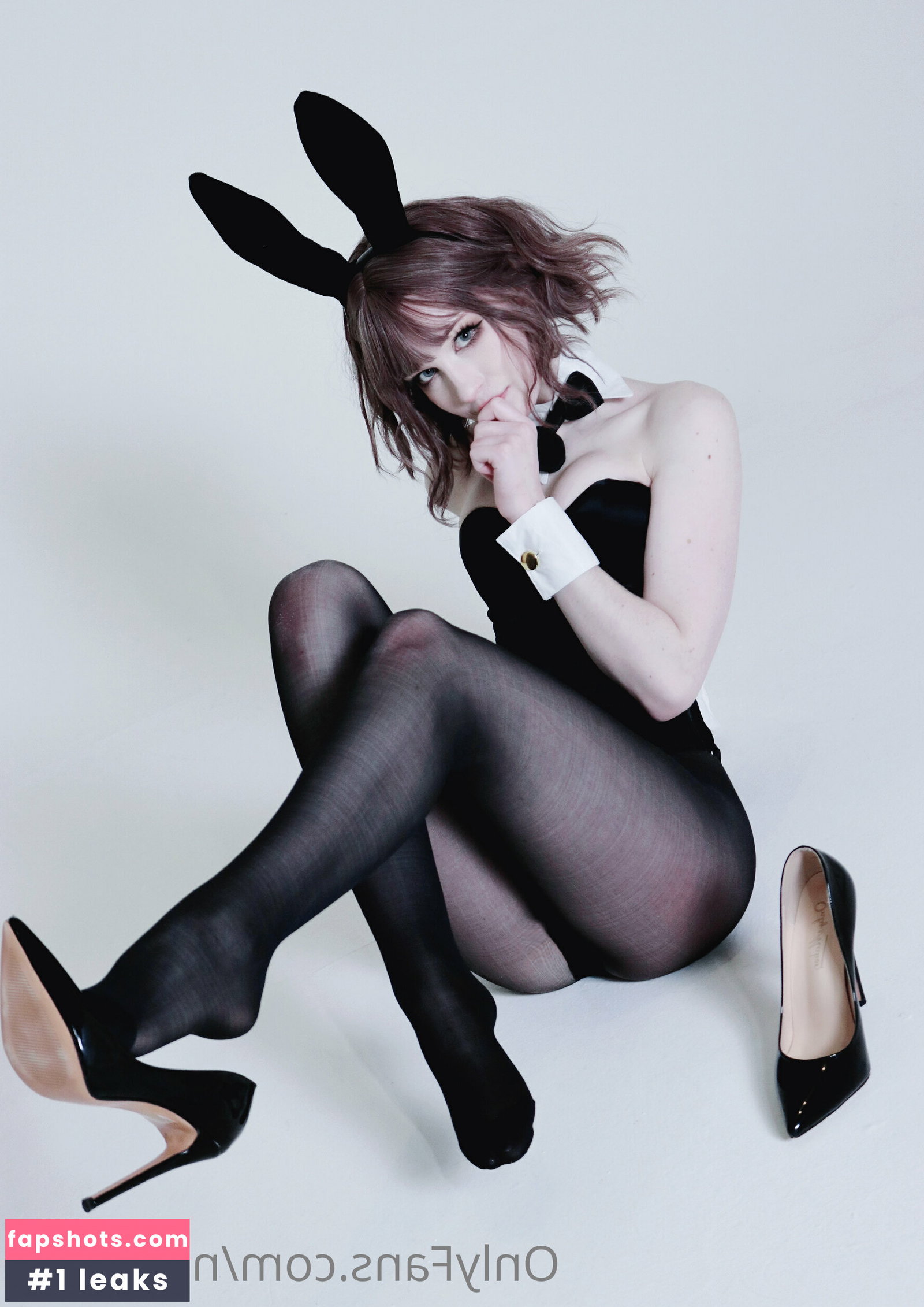 Nora Fawn gallery photo #1234
