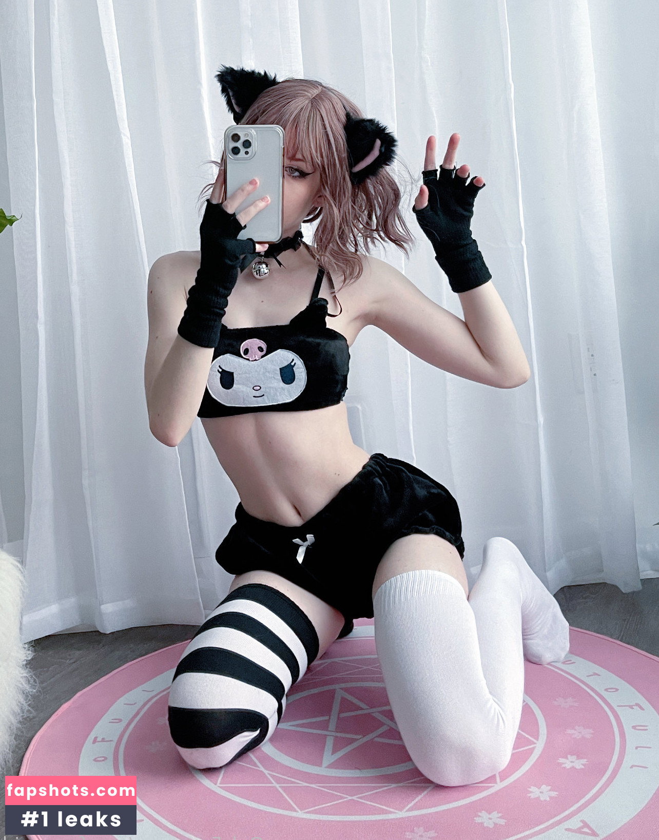 Nora Fawn gallery photo #1261