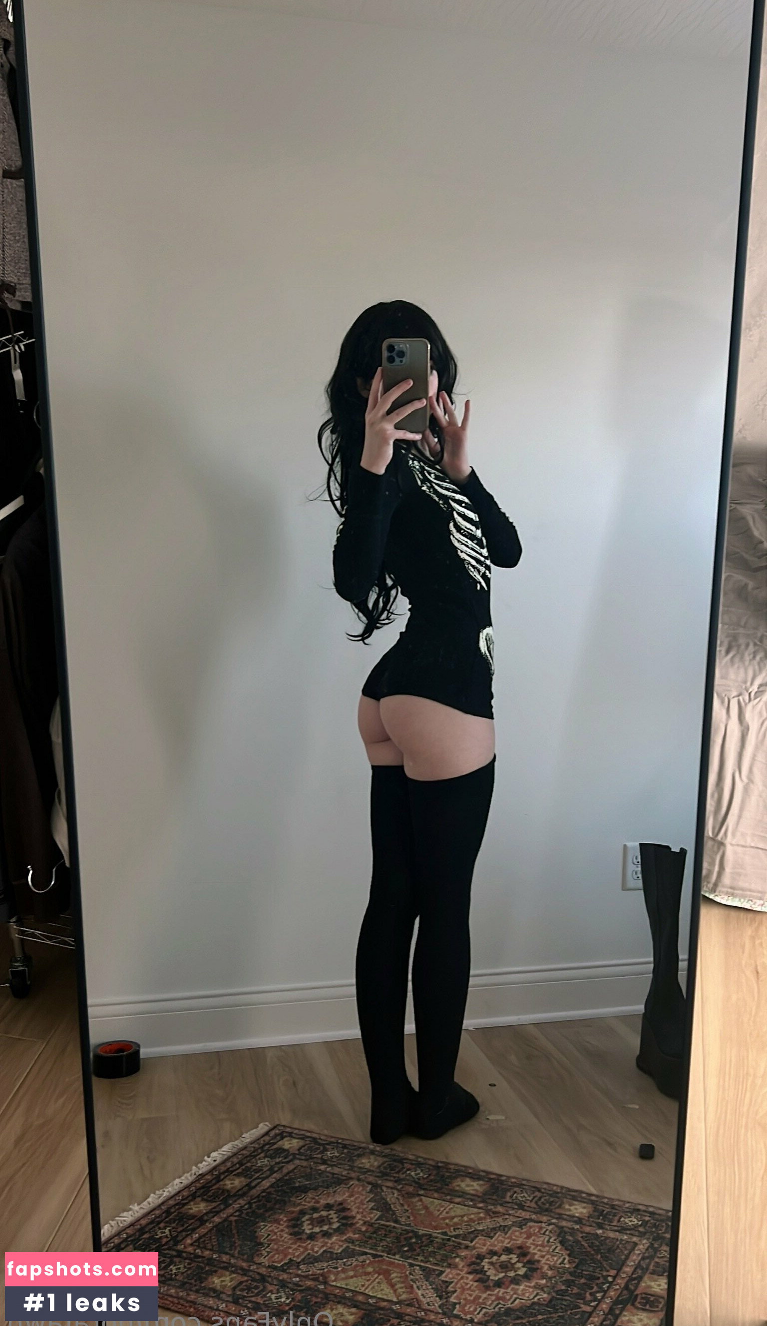 Nora Fawn gallery photo #1867