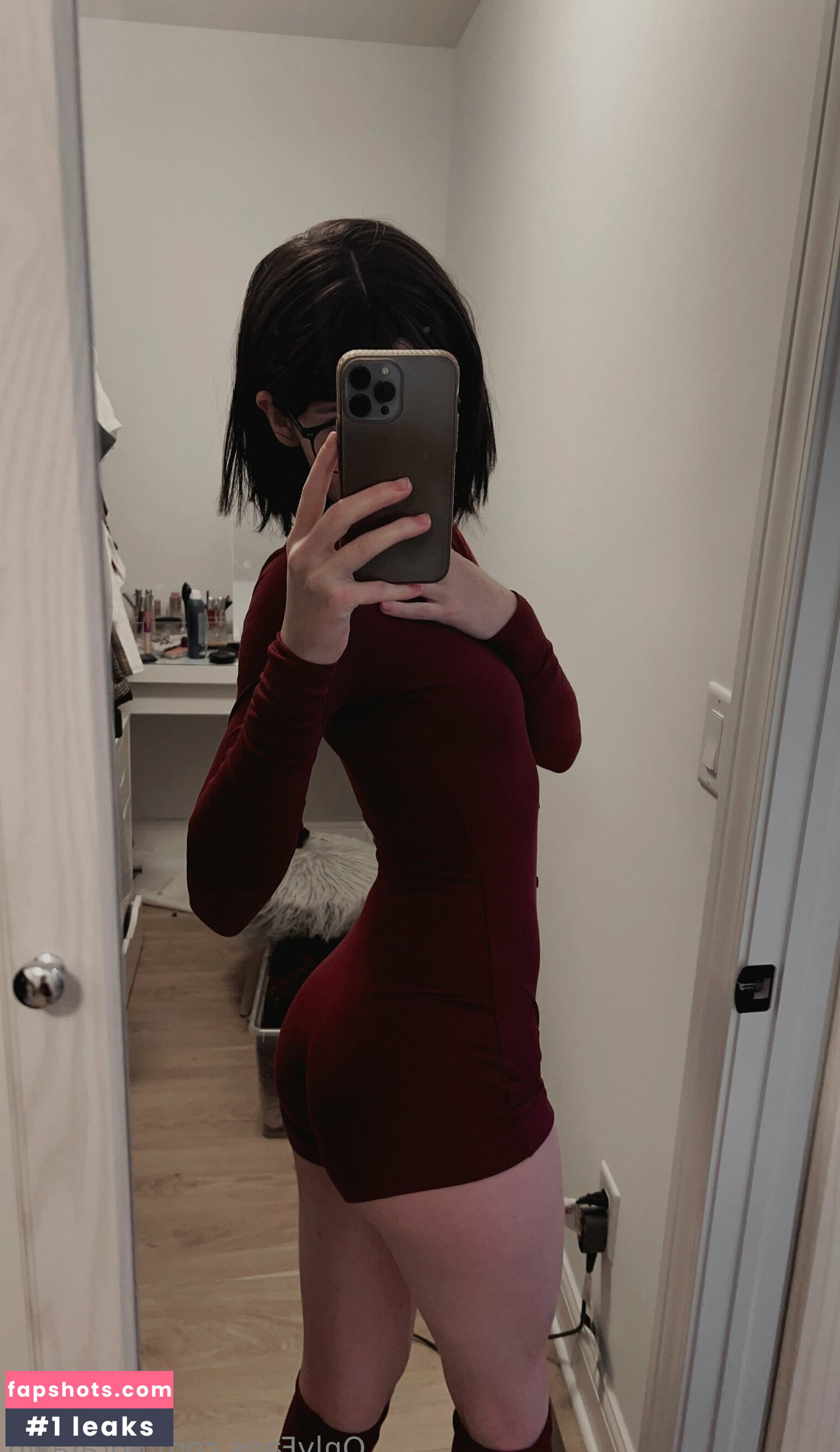 Nora Fawn gallery photo #2561