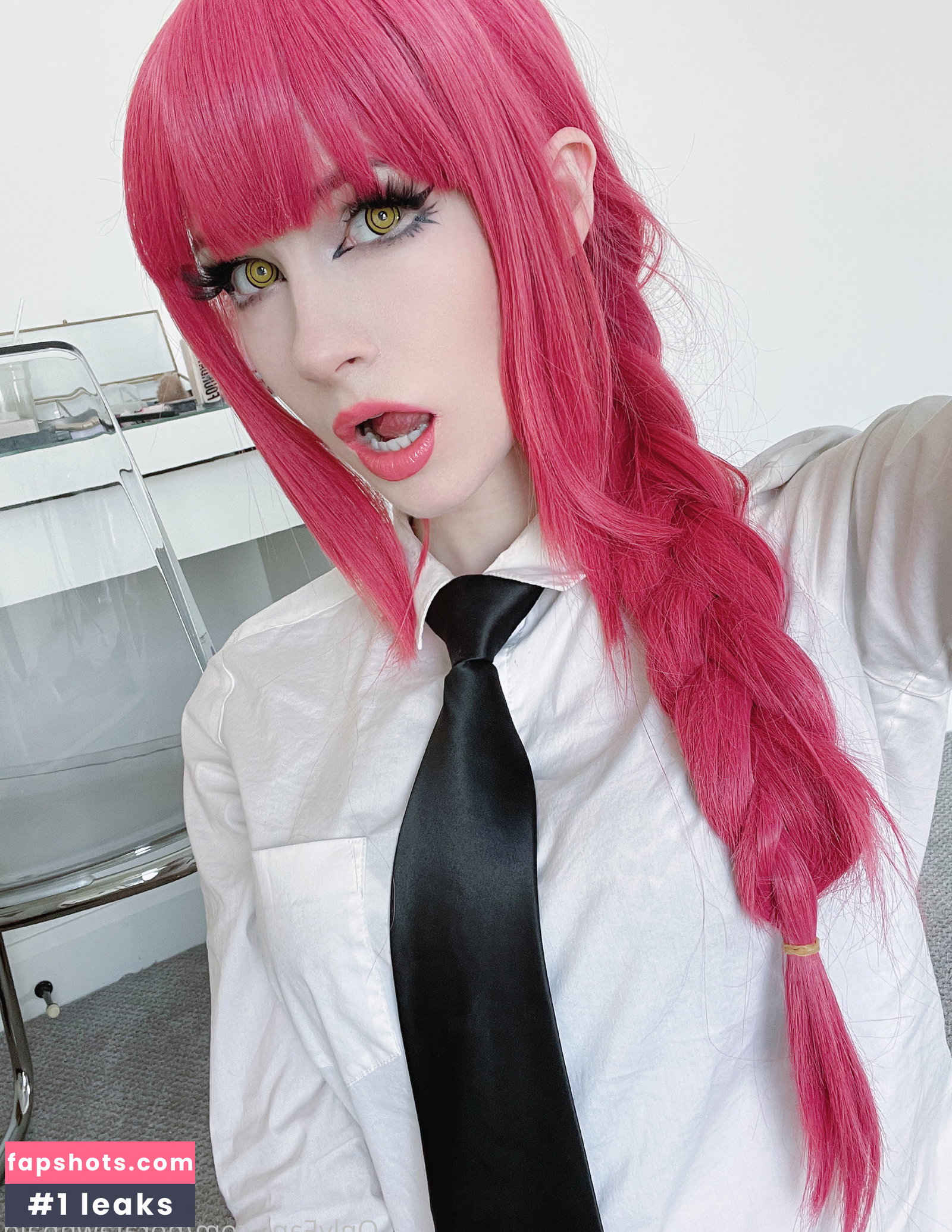 Nora Fawn gallery photo #224