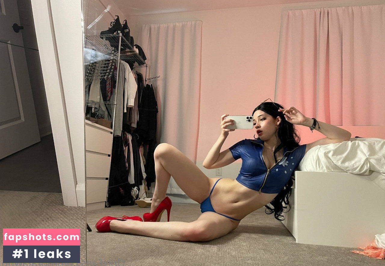 Nora Fawn gallery photo #134