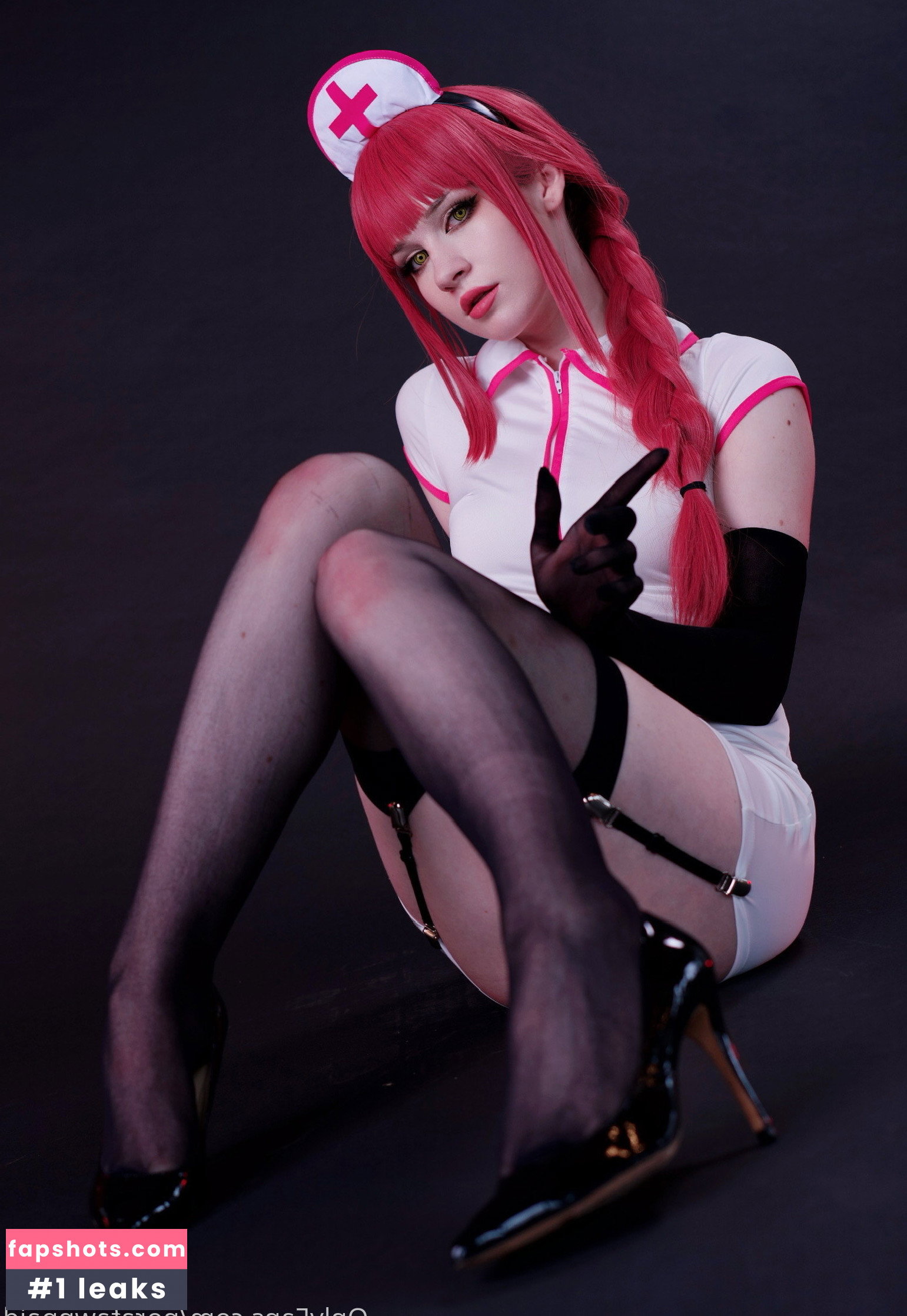 Nora Fawn gallery photo #1398
