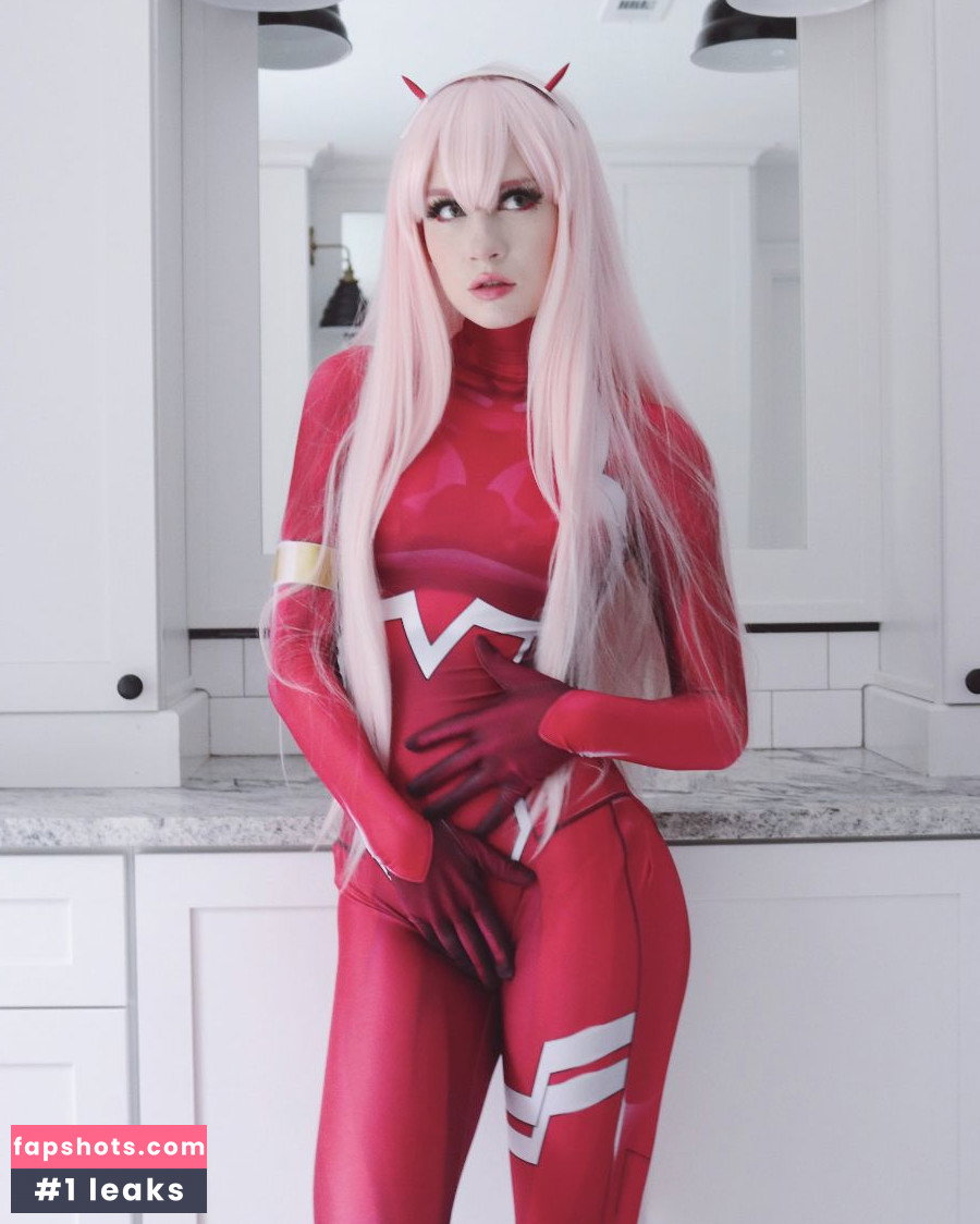 Nora Fawn gallery photo #2776