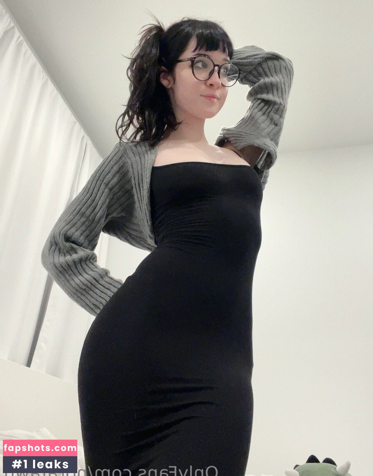 Nora Fawn gallery photo #2349