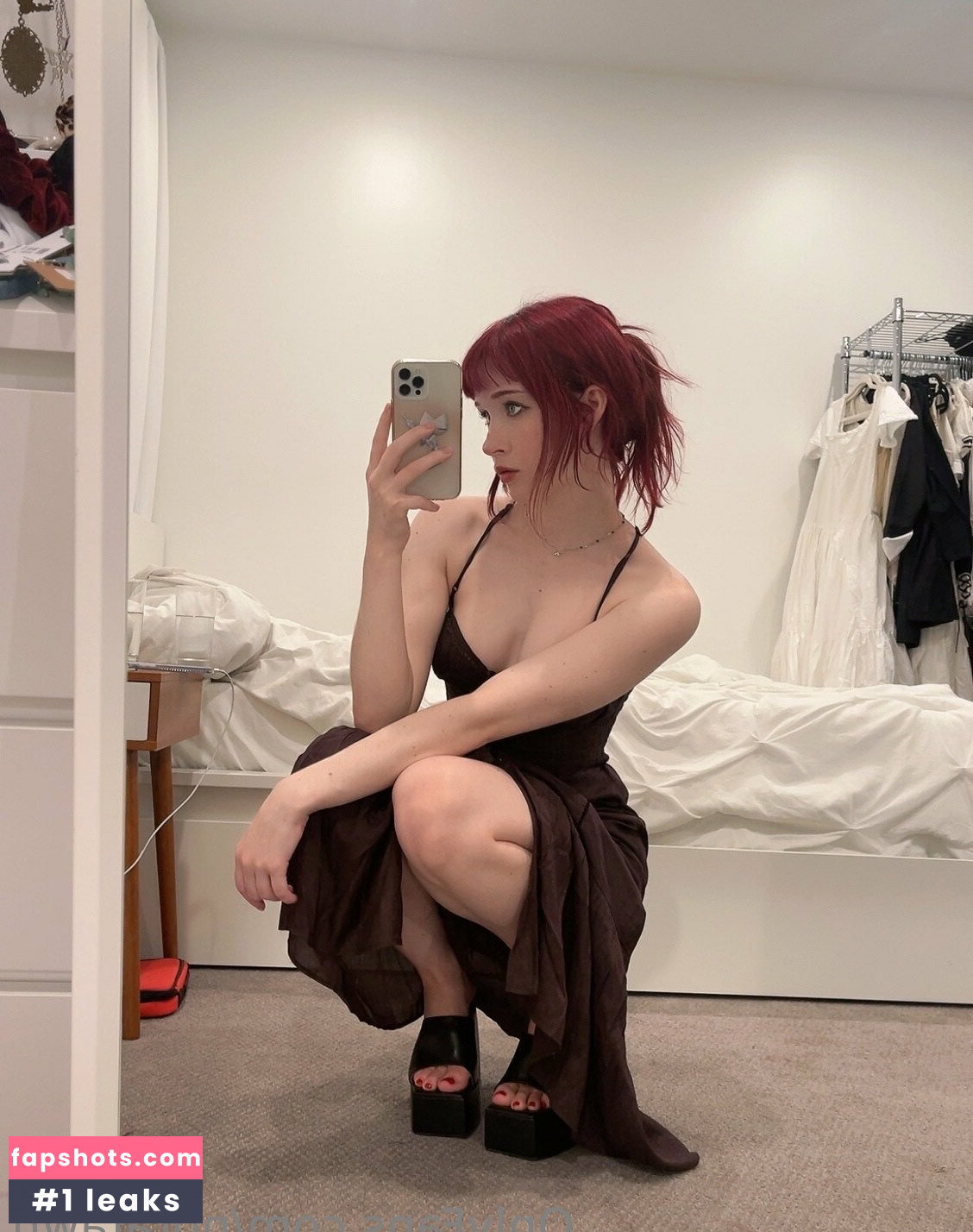 Nora Fawn gallery photo #2148