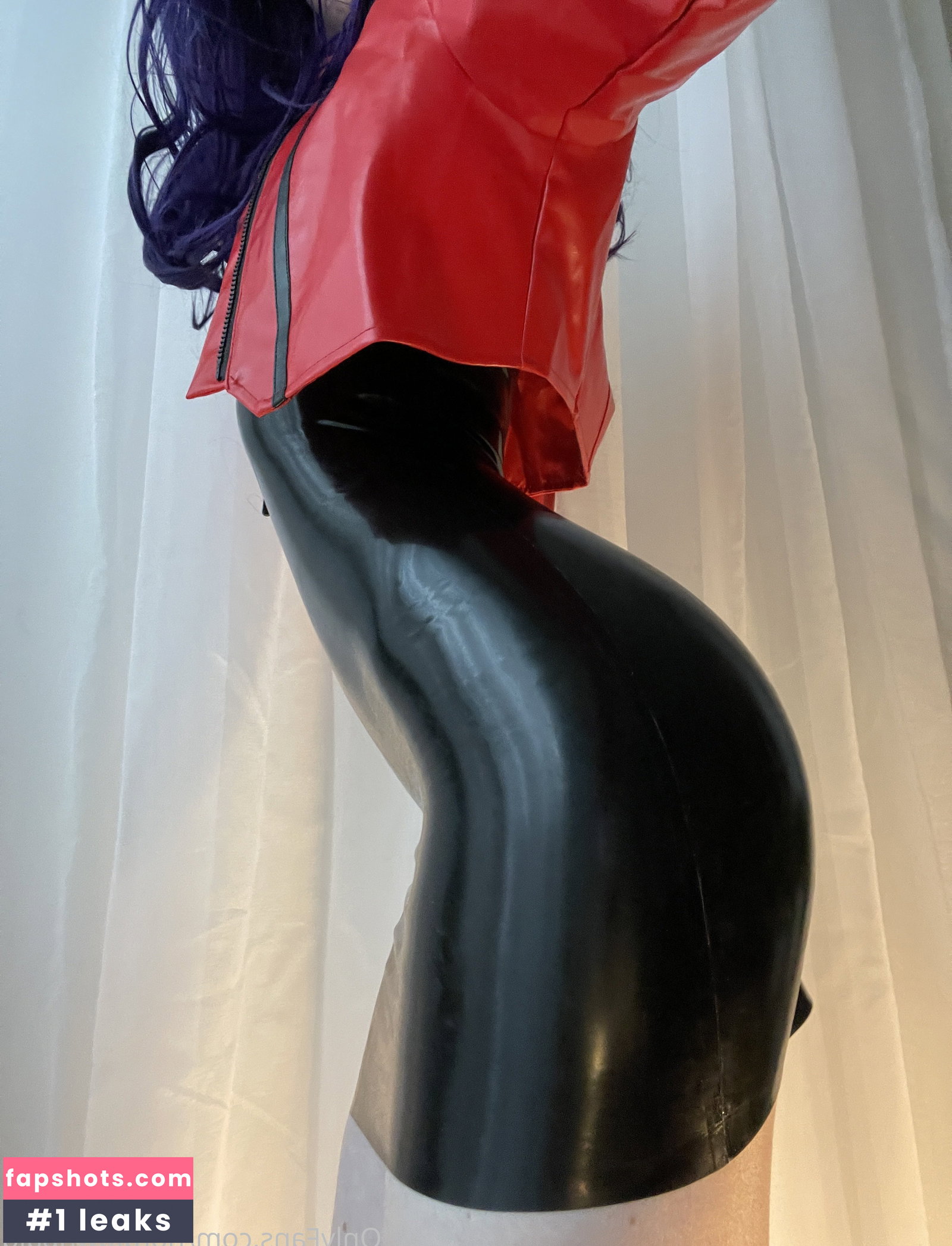 Nora Fawn gallery photo #1687