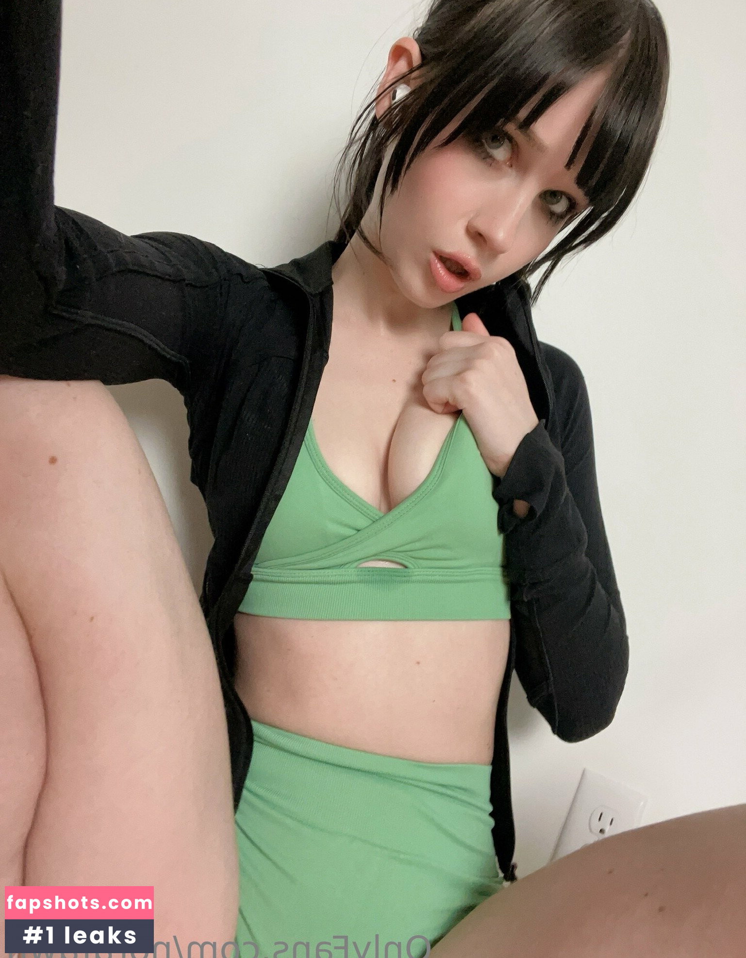 Nora Fawn gallery photo #3107