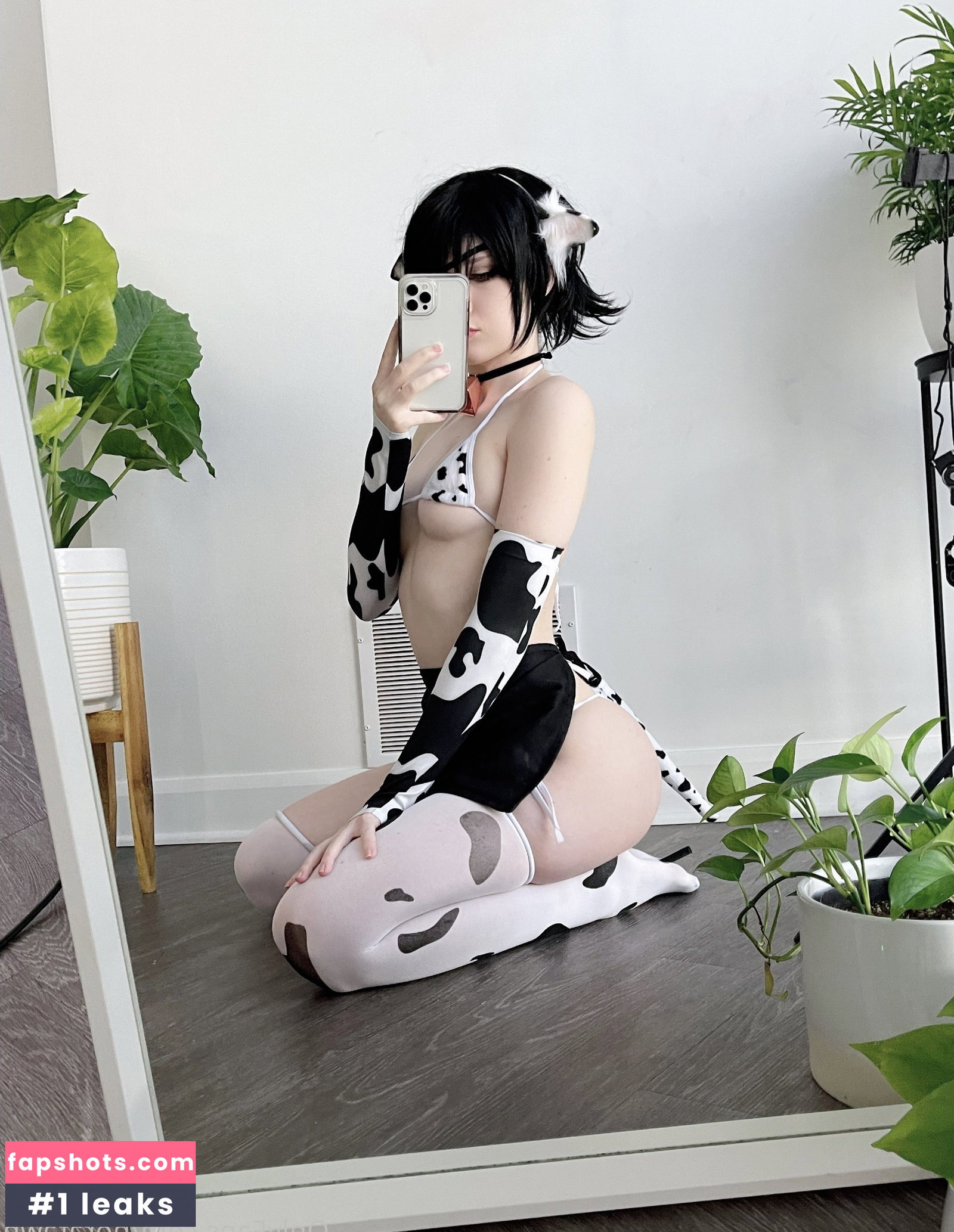 Nora Fawn gallery photo #323