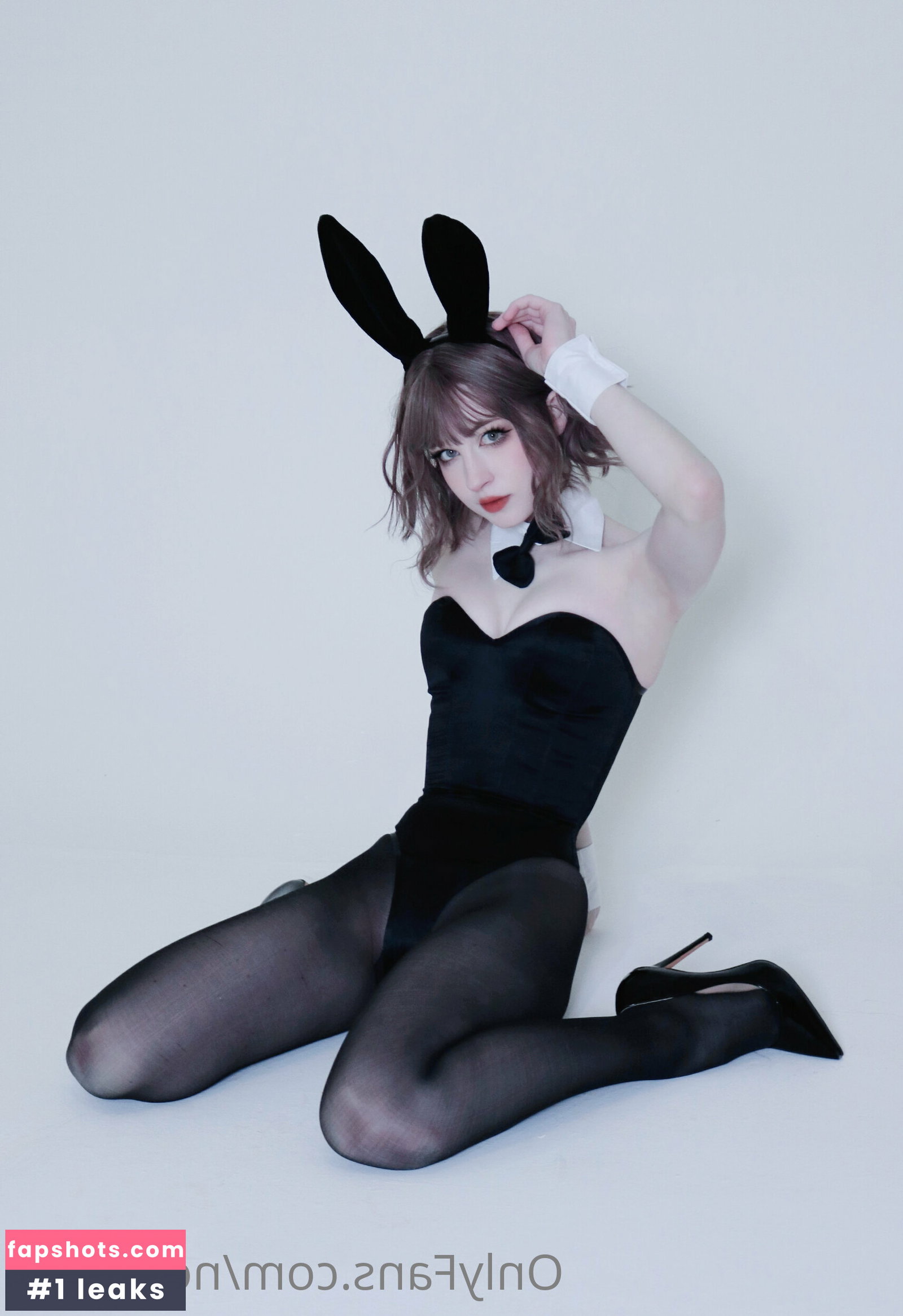 Nora Fawn gallery photo #107