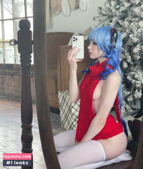 Nora Fawn gallery photo #3148