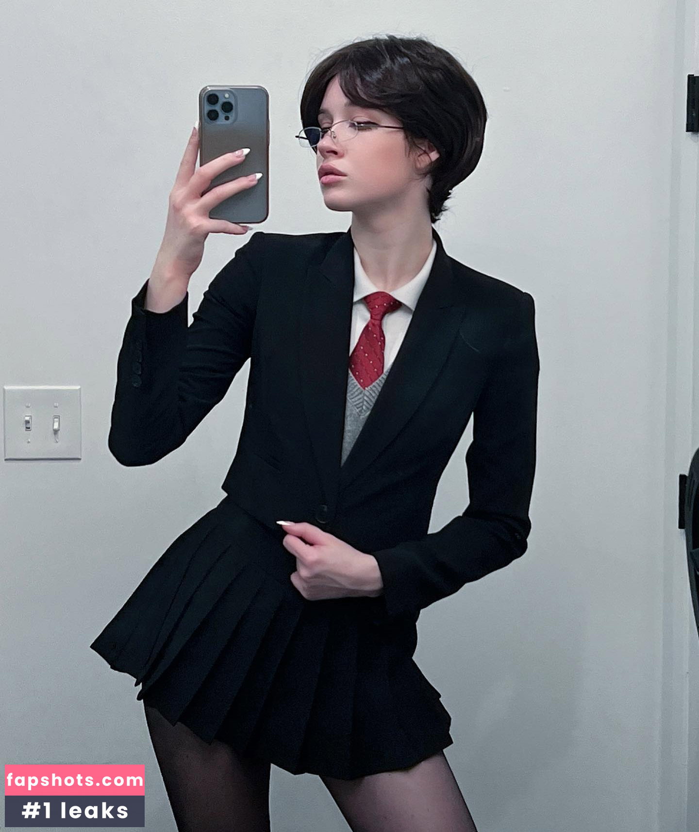 Nora Fawn gallery photo #1141
