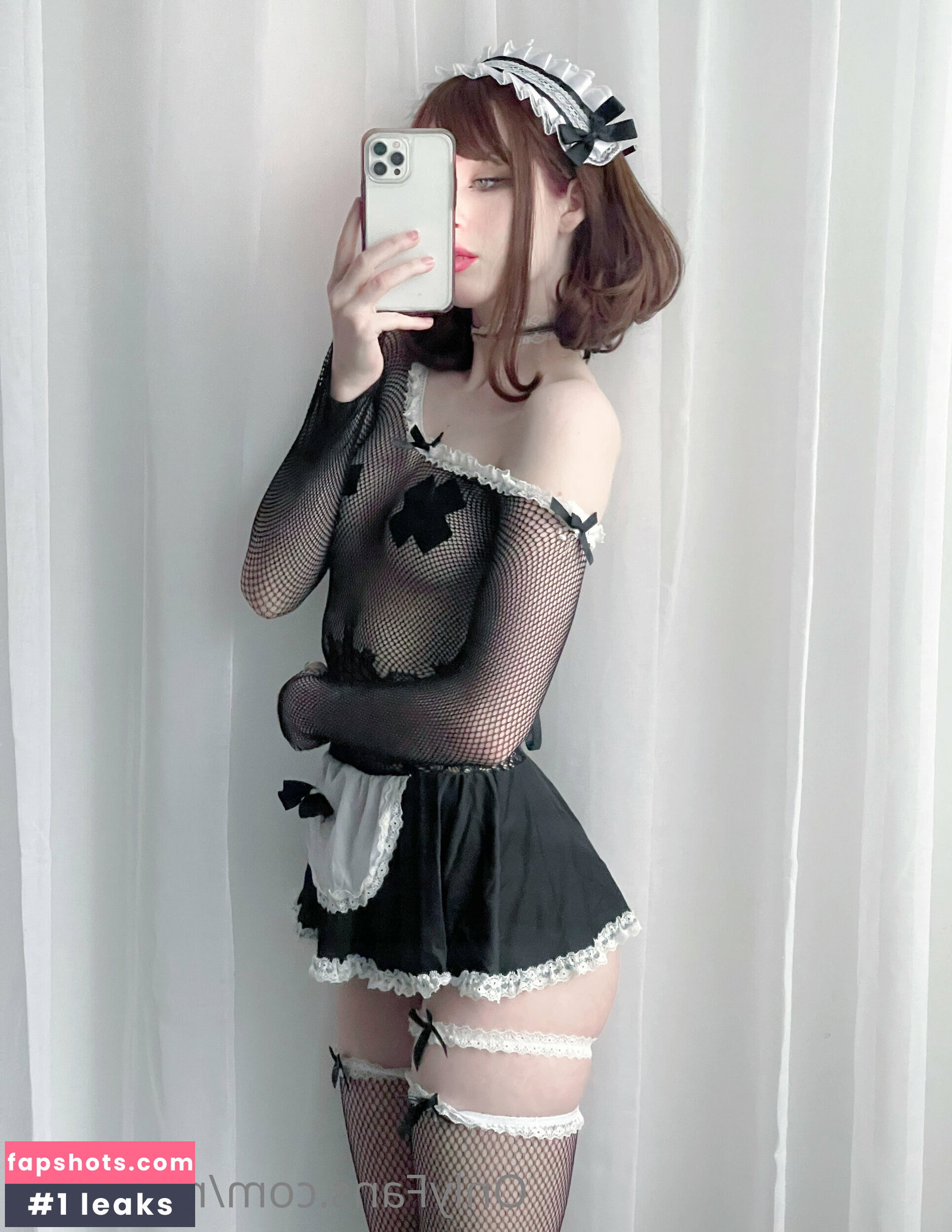 Nora Fawn gallery photo #1648