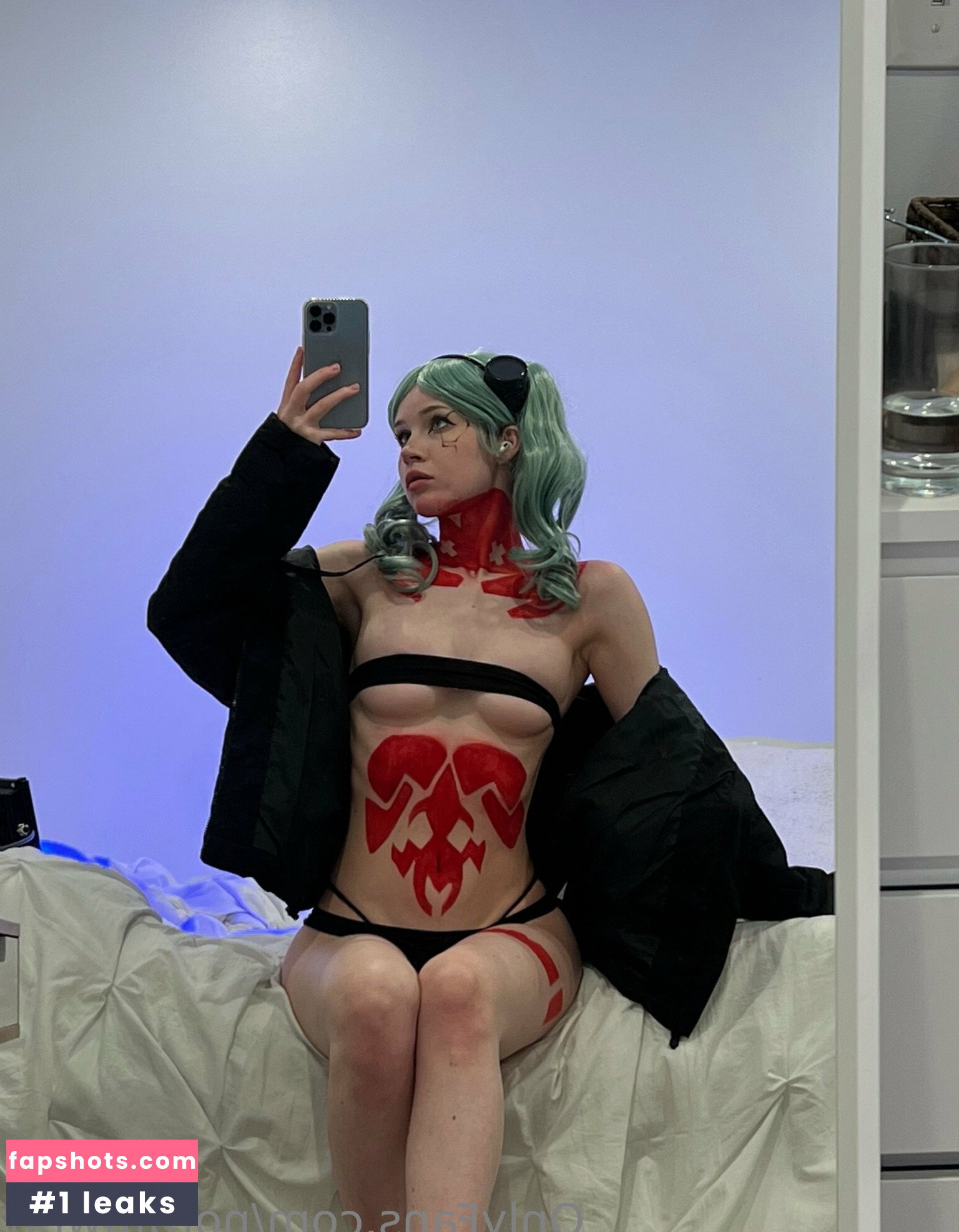 Nora Fawn gallery photo #2948
