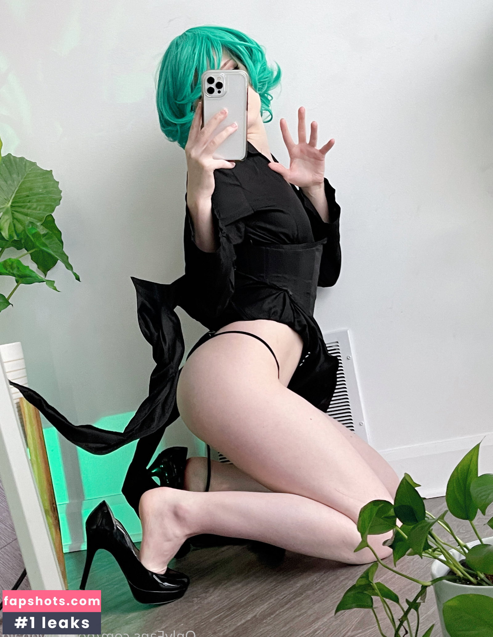 Nora Fawn gallery photo #1413