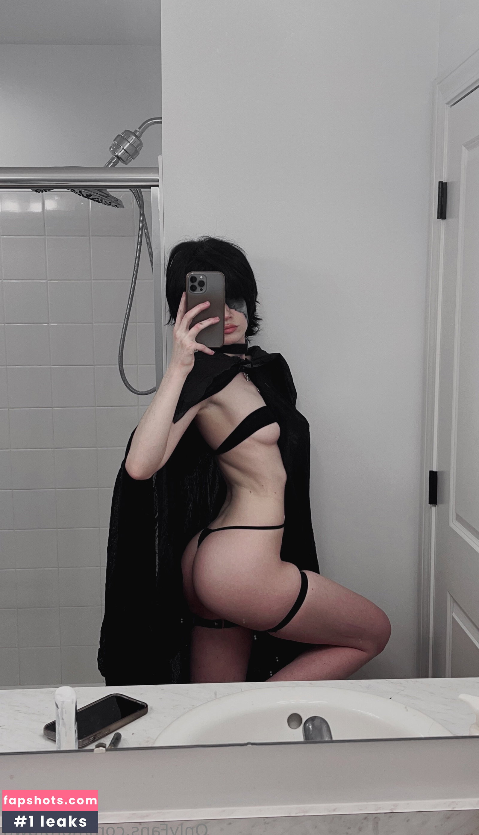 Nora Fawn gallery photo #2551