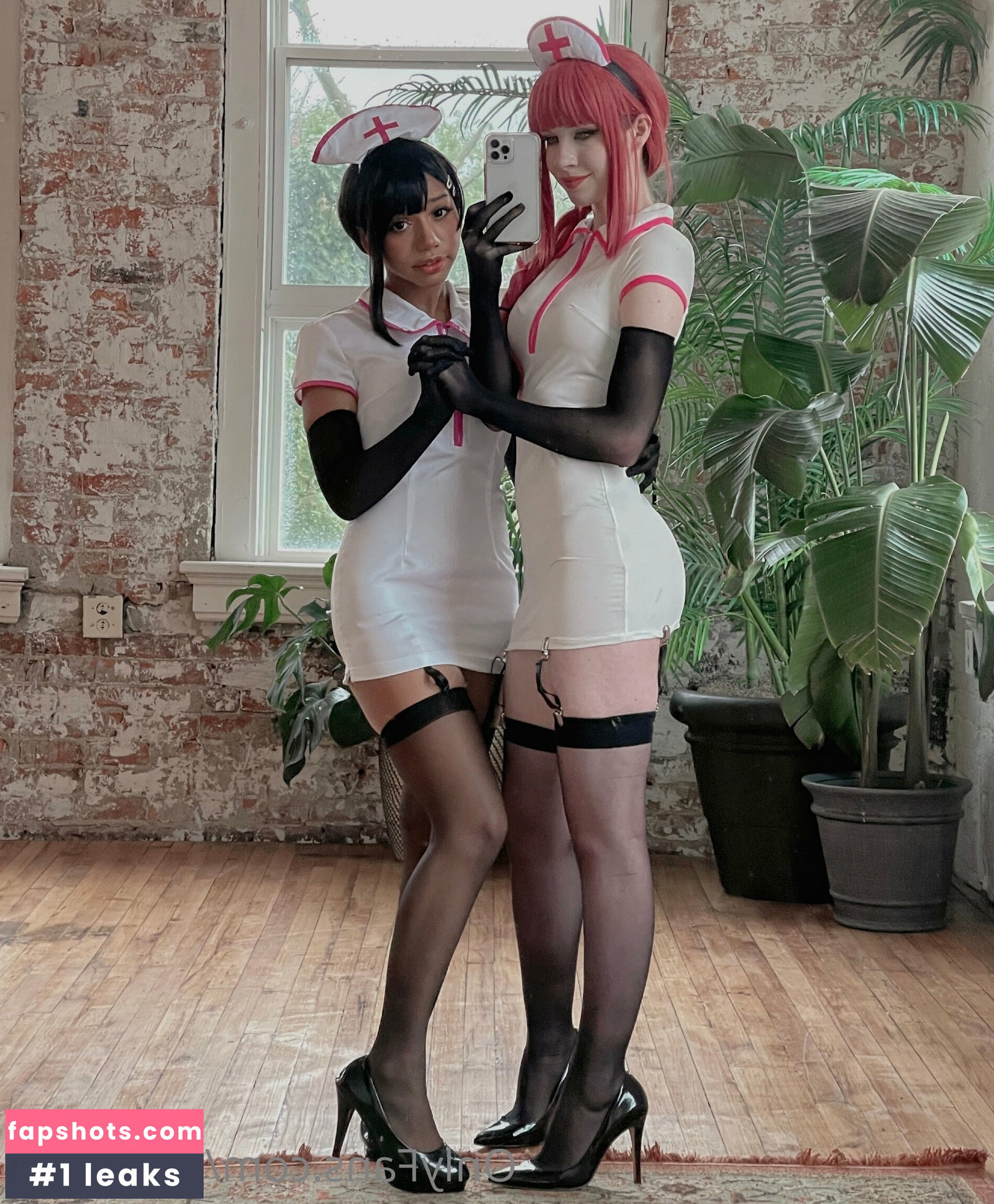Nora Fawn gallery photo #1641