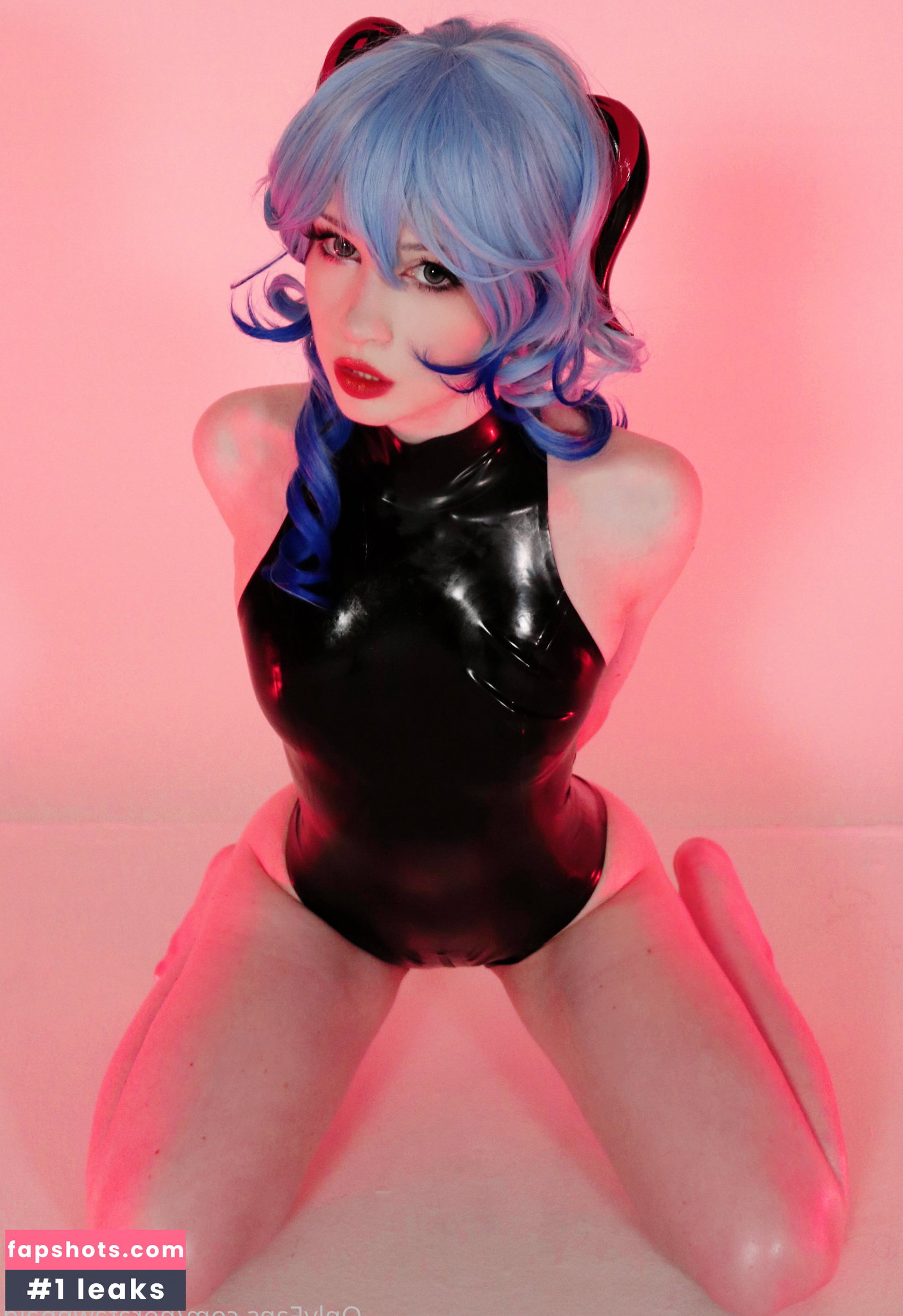 Nora Fawn gallery photo #3185