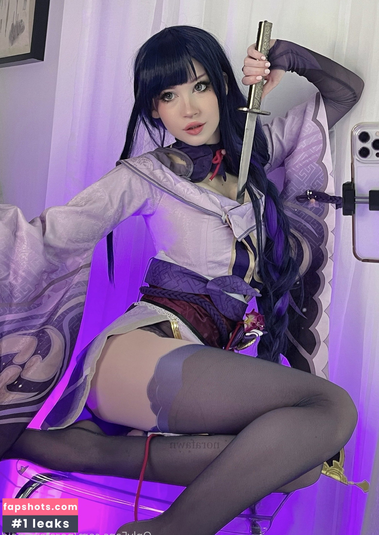 Nora Fawn gallery photo #2385